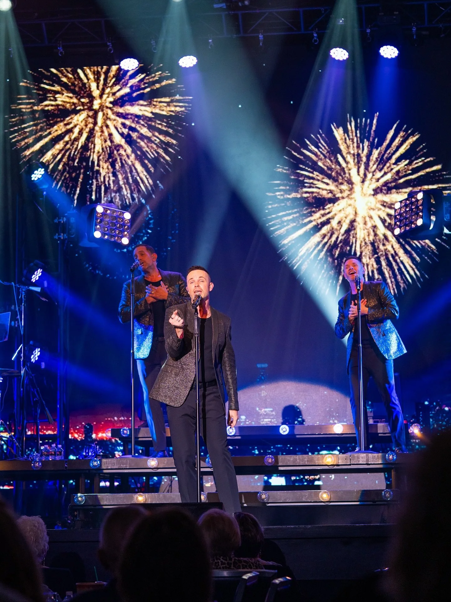 💥Cue the Fireworks!
We&rsquo;re headed to Canada 🇨🇦 ! 
Excited to be bringing our show to you starting next week !
Upcoming Dates

Thu, NOV 13
Th&eacute;&acirc;tre Capitole
Quebec, Canada

Fri, NOV 14
Casino du Lac-Leamy
Gatineau, Canada

Sat, NOV