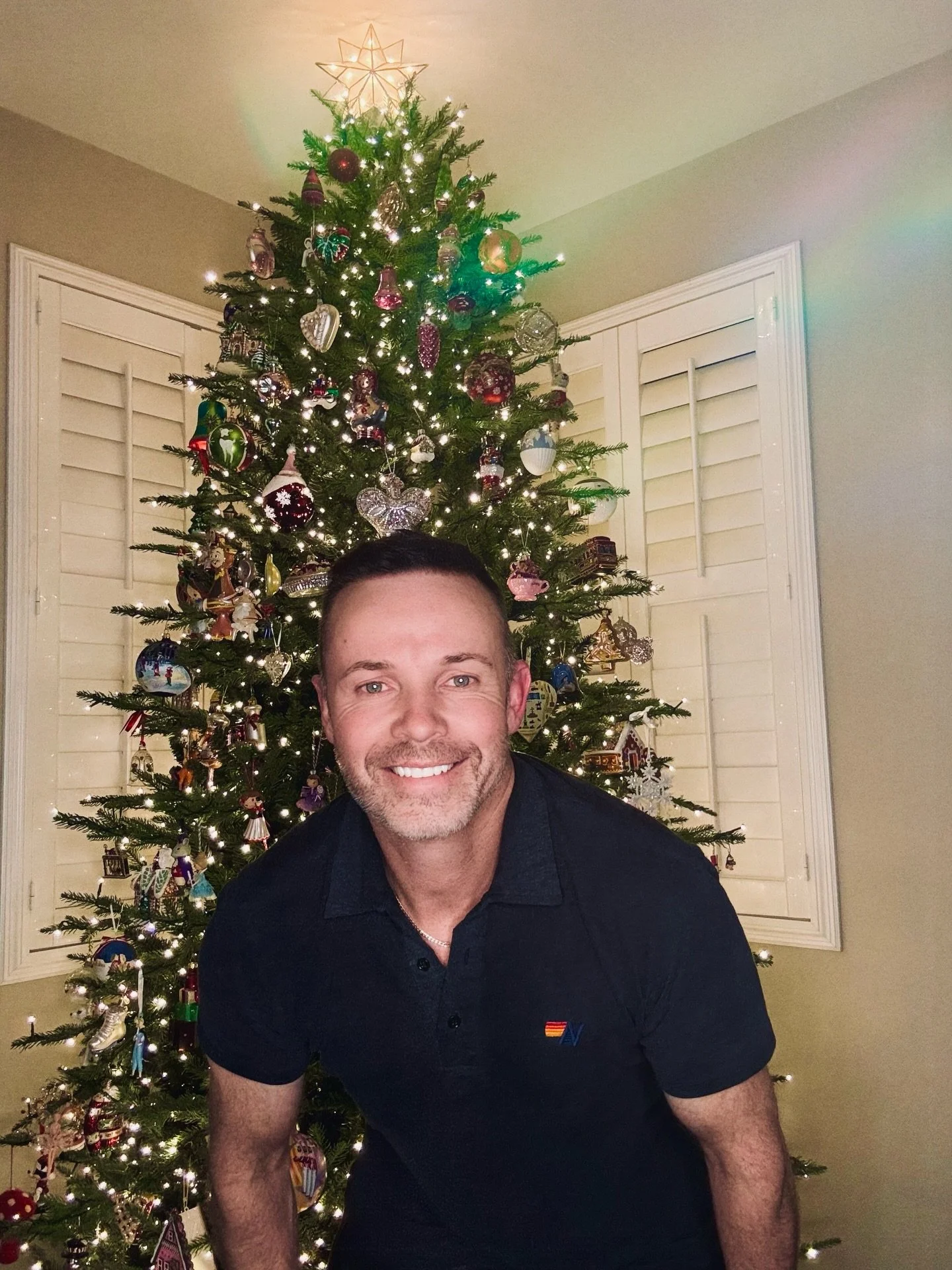 🎄Christmas is up at our homes ! Swipe to see how our trees are looking 😊
Let us know if you&rsquo;re all decorated for Christmas 👇🏼