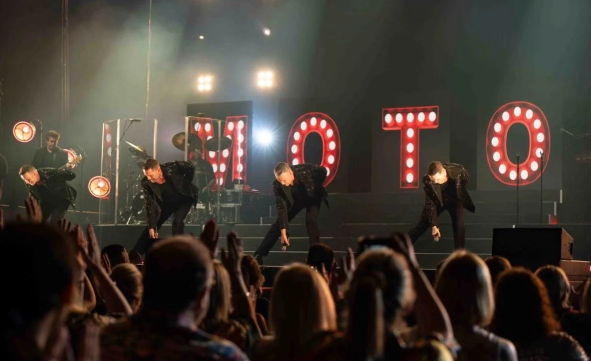 Nothing beats this feeling 🫶🏻✨🎤

#livemusic #mtwn20tour #motown #concert