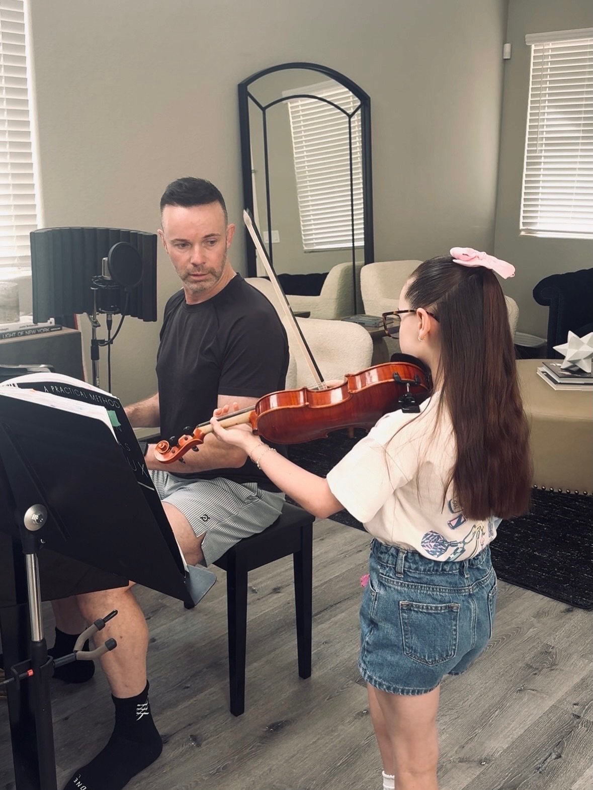 📷April dump ✨
Loving some time home with family 🫶🏻