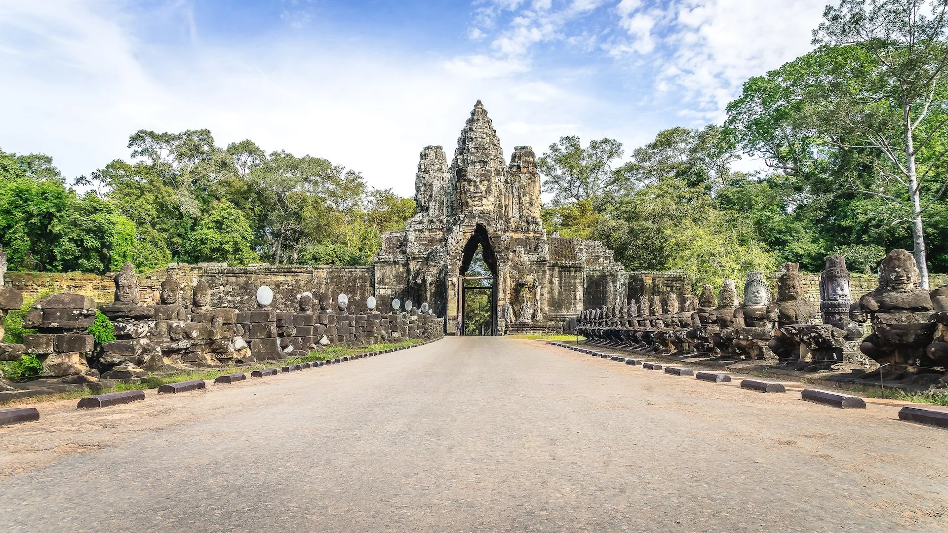 Angkor Wat II  - Entrance