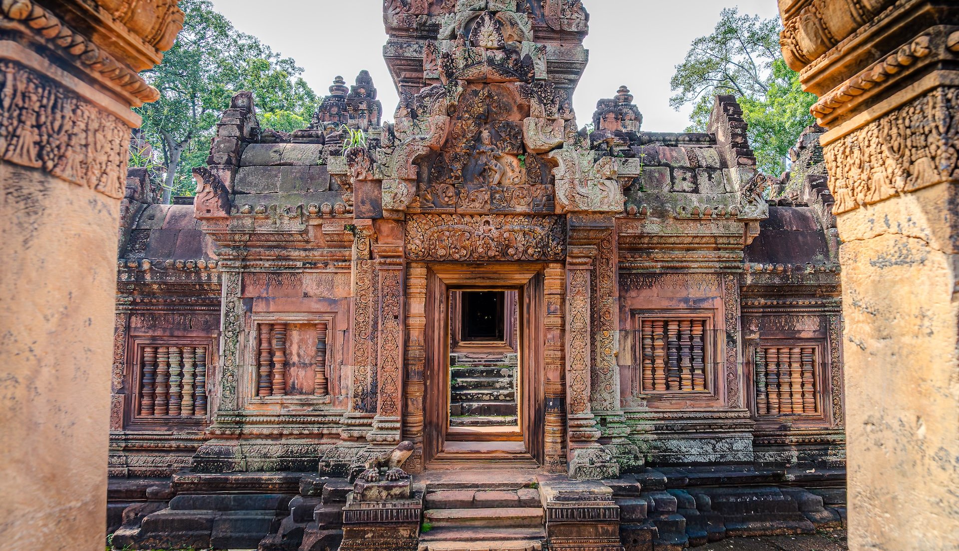 Angkor Wat - Interior building structure II