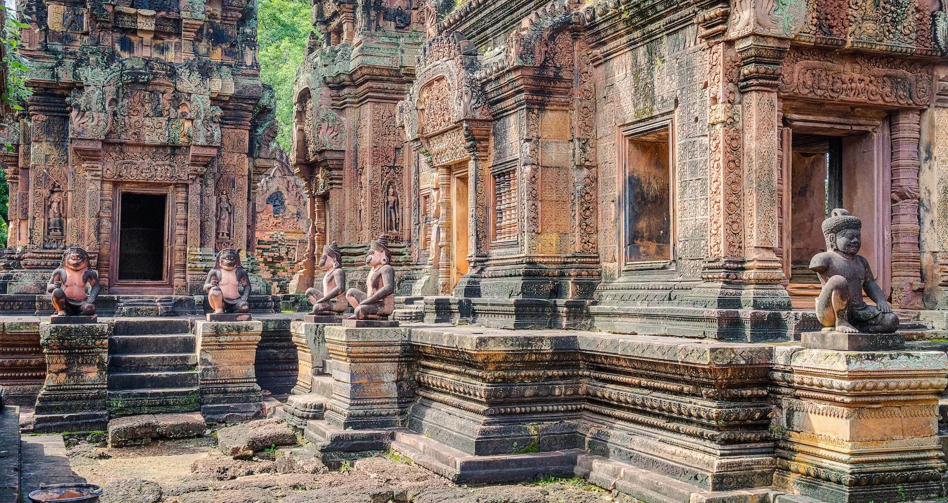 Angkor Wat - Interior building structure I