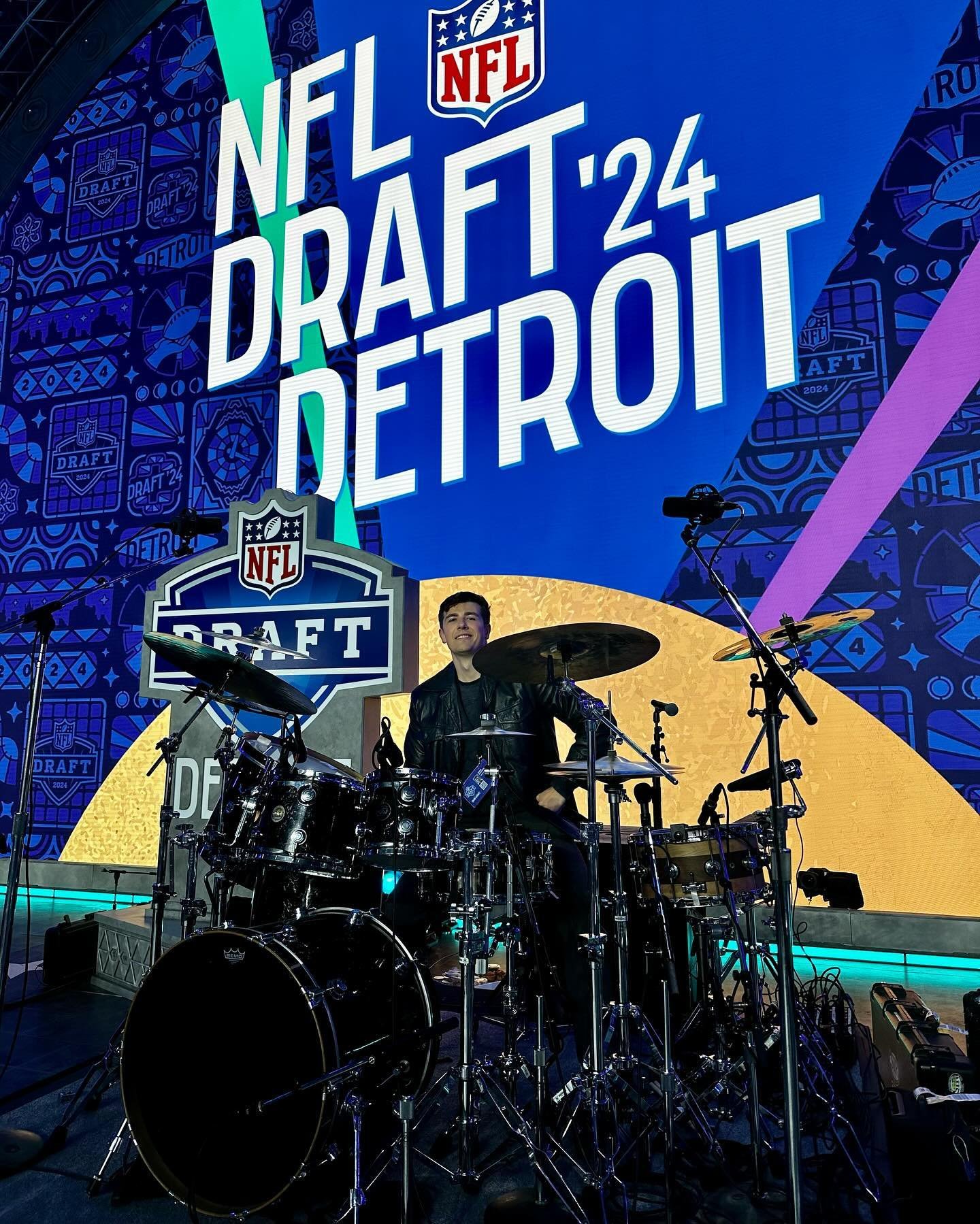 Out here playing the @nfl Draft tonight. Tune in! 
#nfldraft #detroitdraft #bazzi 
@vicfirth @sabiancymbals @remopercussion @gruvgear @rolandglobal @dwdrums