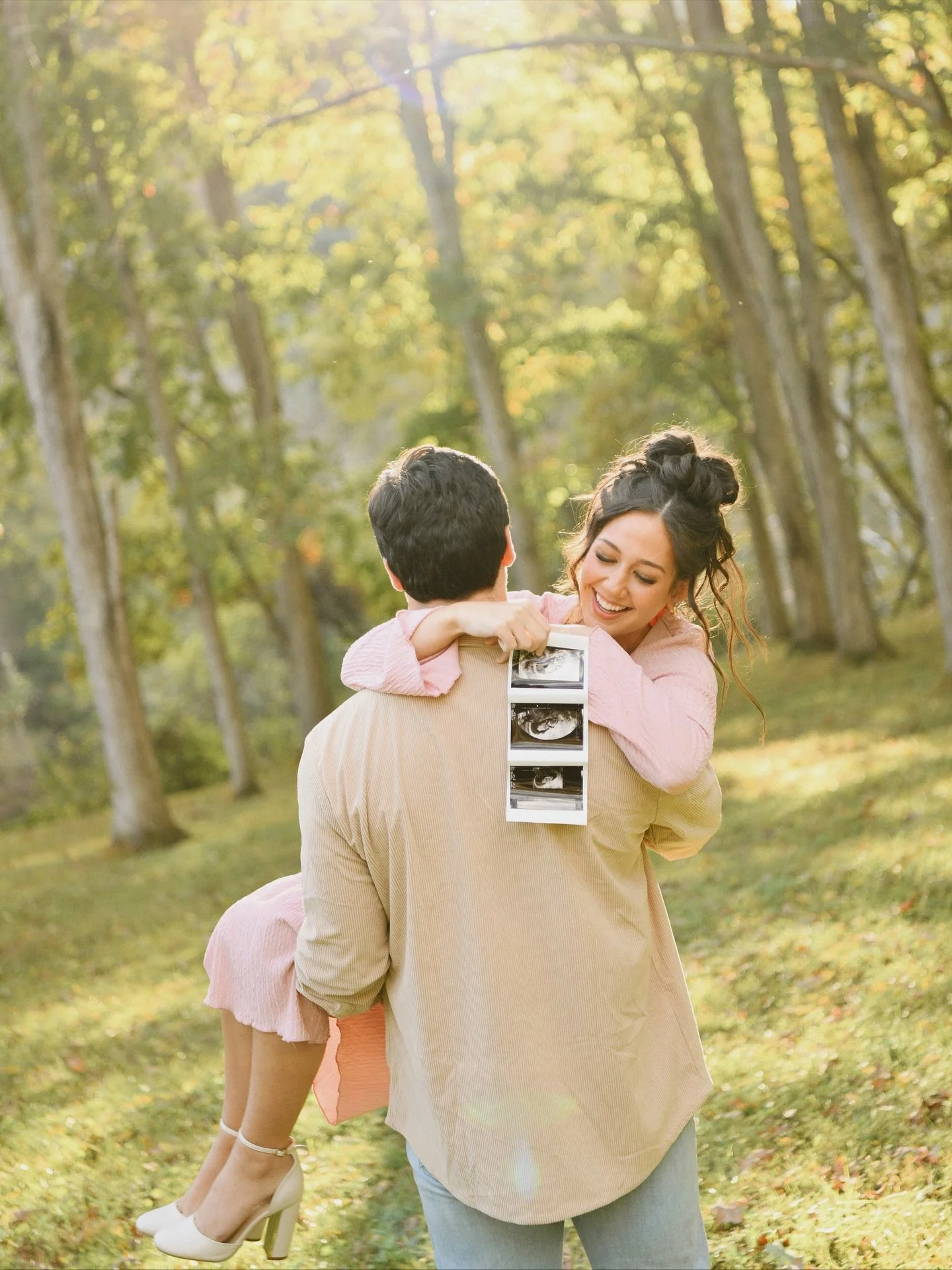 @meghanbhuff &amp; @lhuff_11 are expecting a little girl!! We are so excited for this amazing couple! From proposal to engagement photos, to wedding day, and now their first baby &mdash; it&rsquo;s been such a joy watching their love story grow!! We 