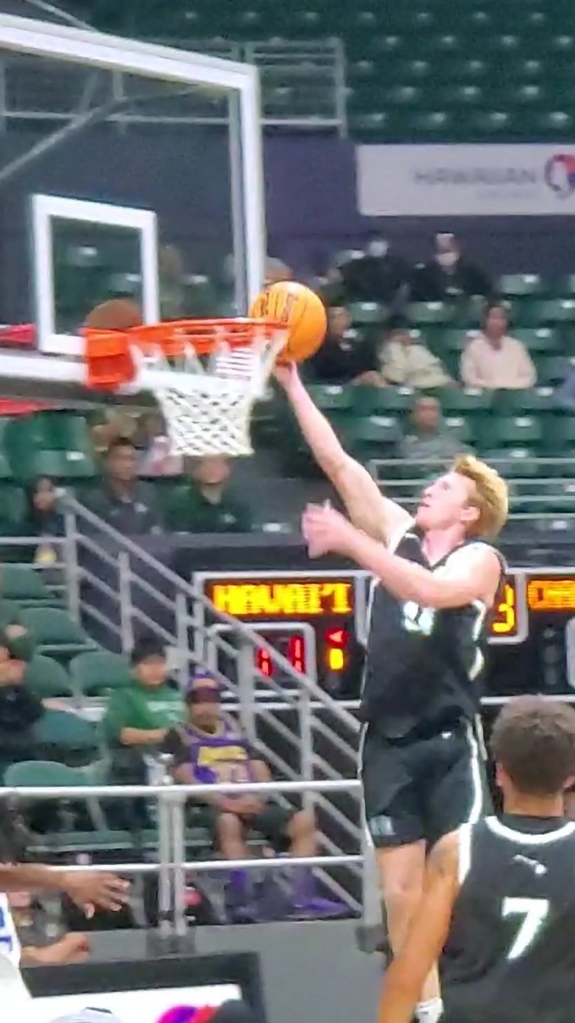 Hunter Erickson 10-26-25.jpg