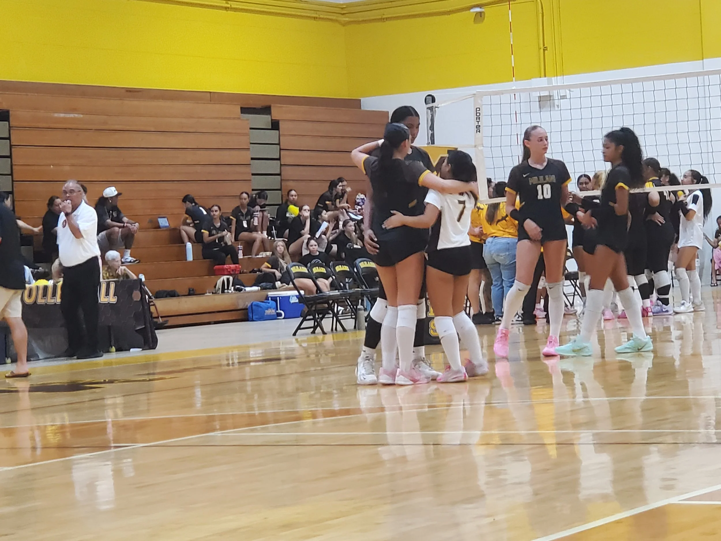 Mililani Set 2 Celebration.jpg