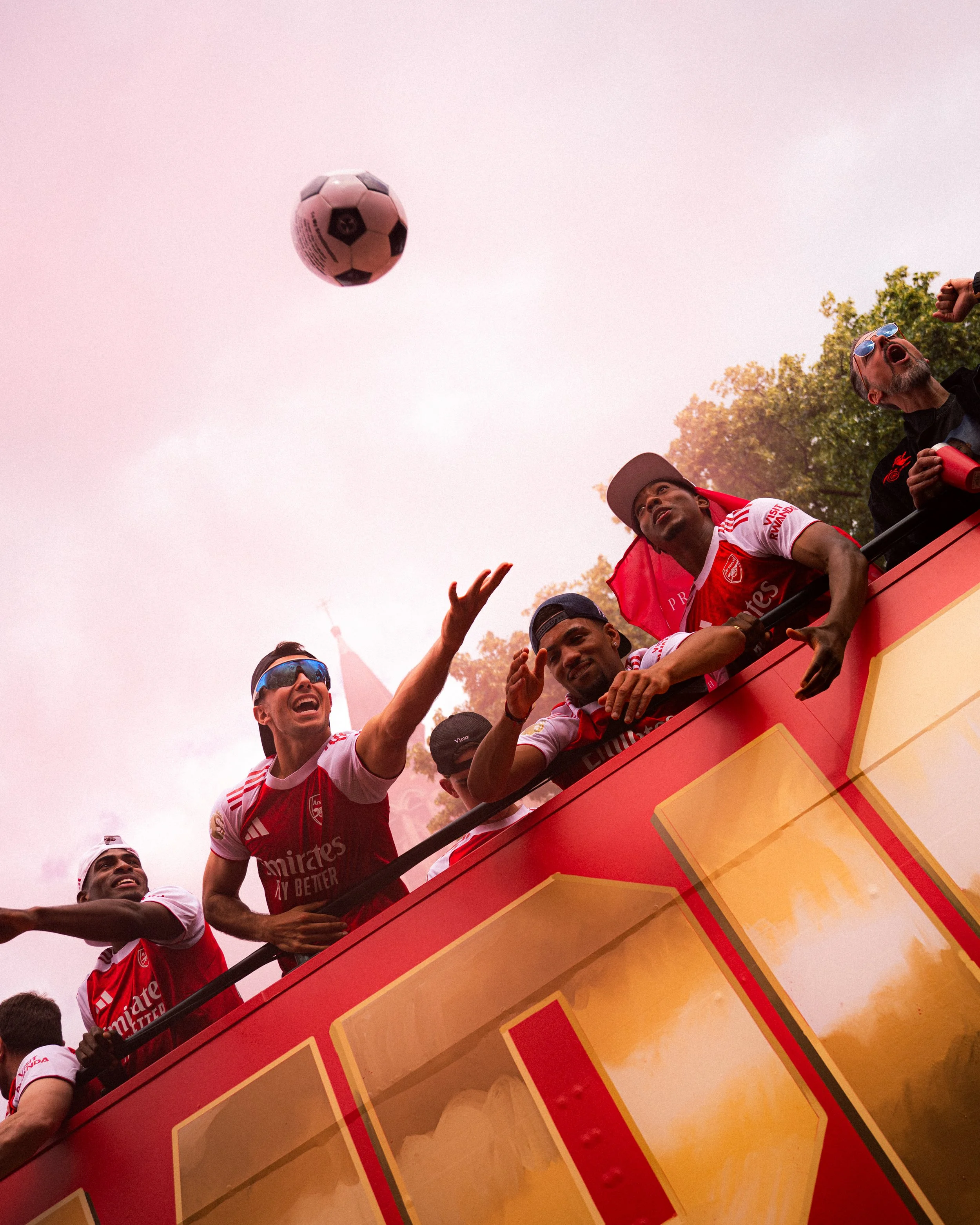 Arsenal_Parade_2026_SamuelMironko_TeamSGM01419.jpg