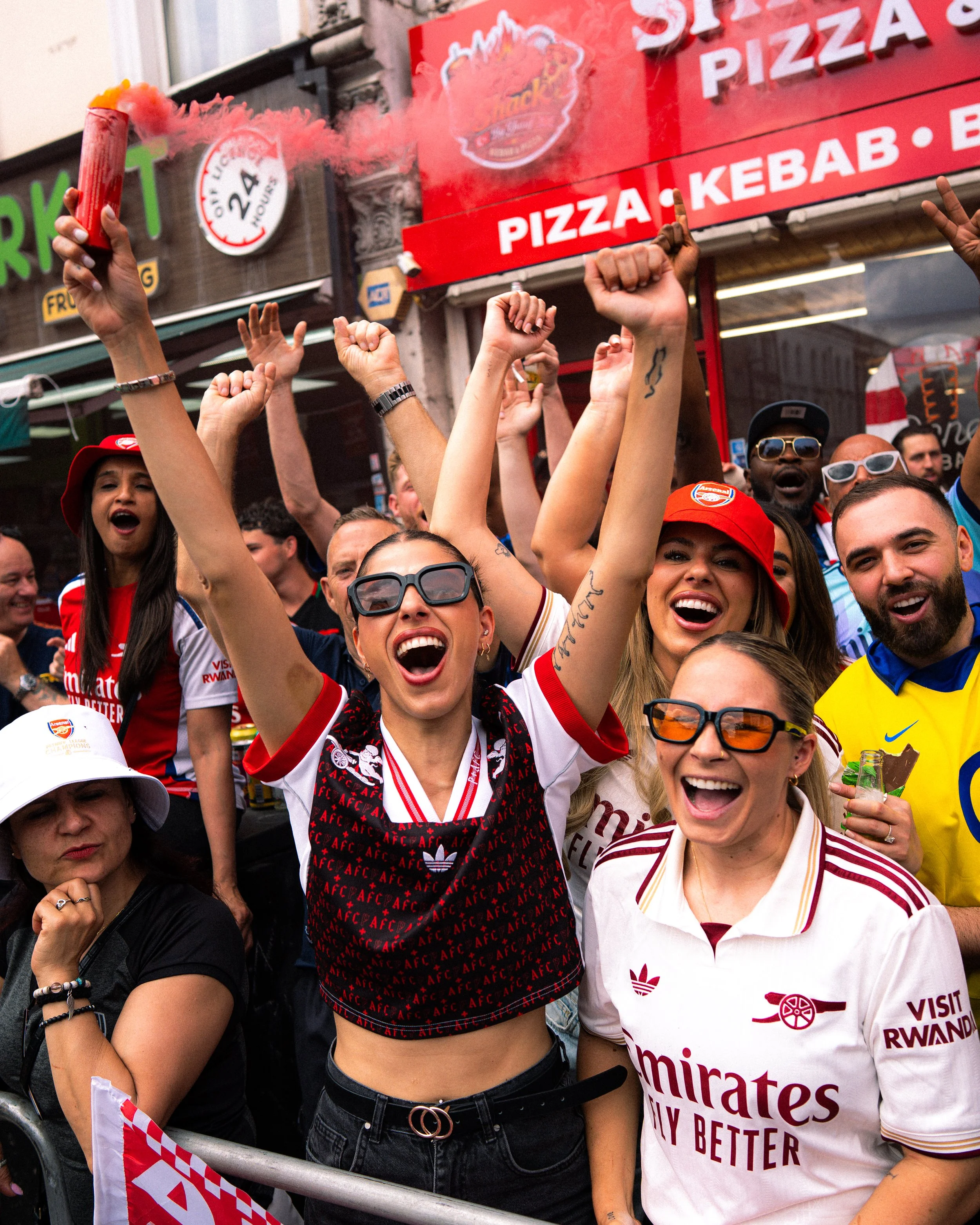 Arsenal_Parade_2026_SamuelMironko_FansSGM00020.jpg