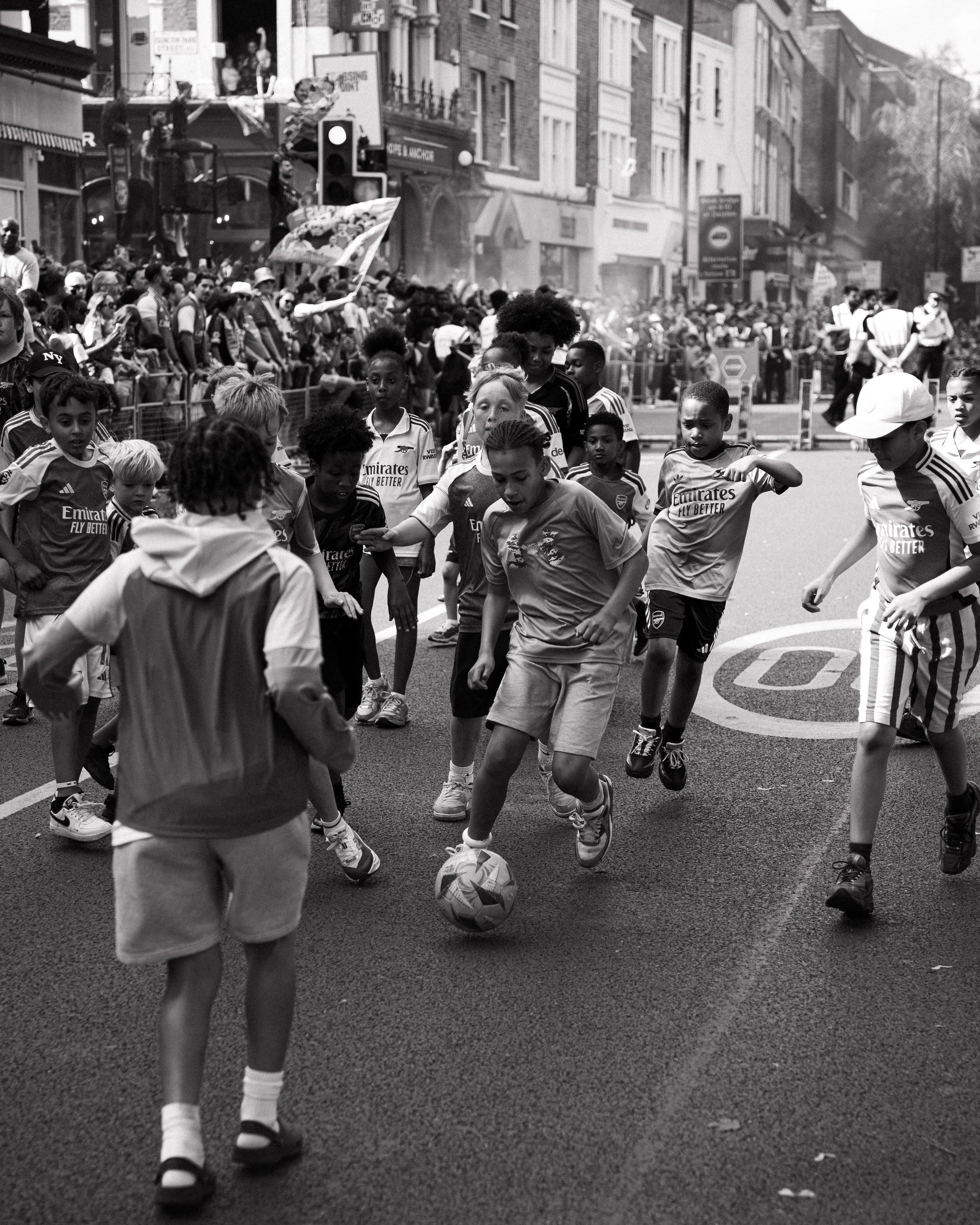 Arsenal_Parade_2026_SamuelMironko_FansSGM01240.jpg