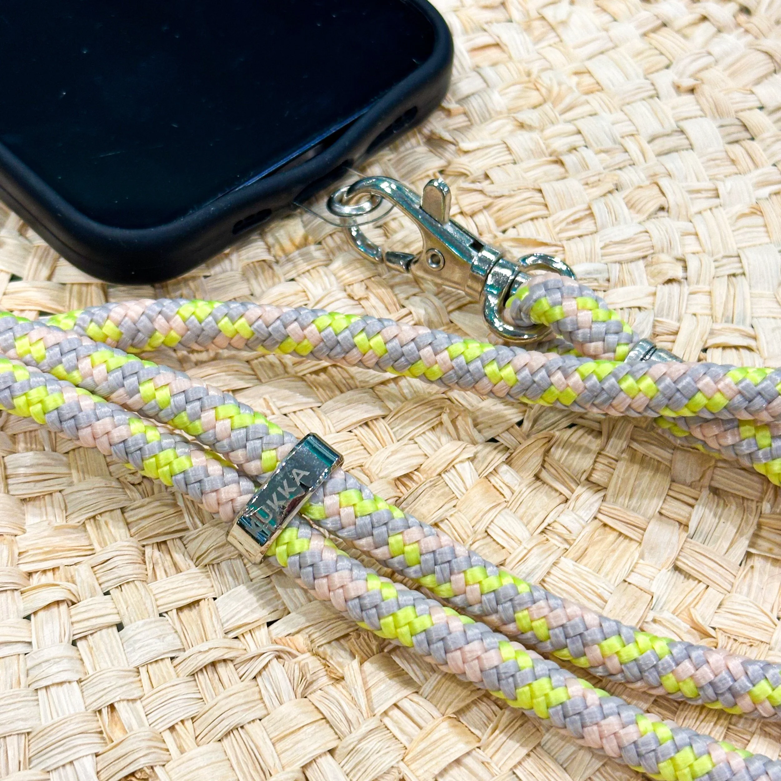 23141FC6-D18E-40B4-B716-6D6146061BAC