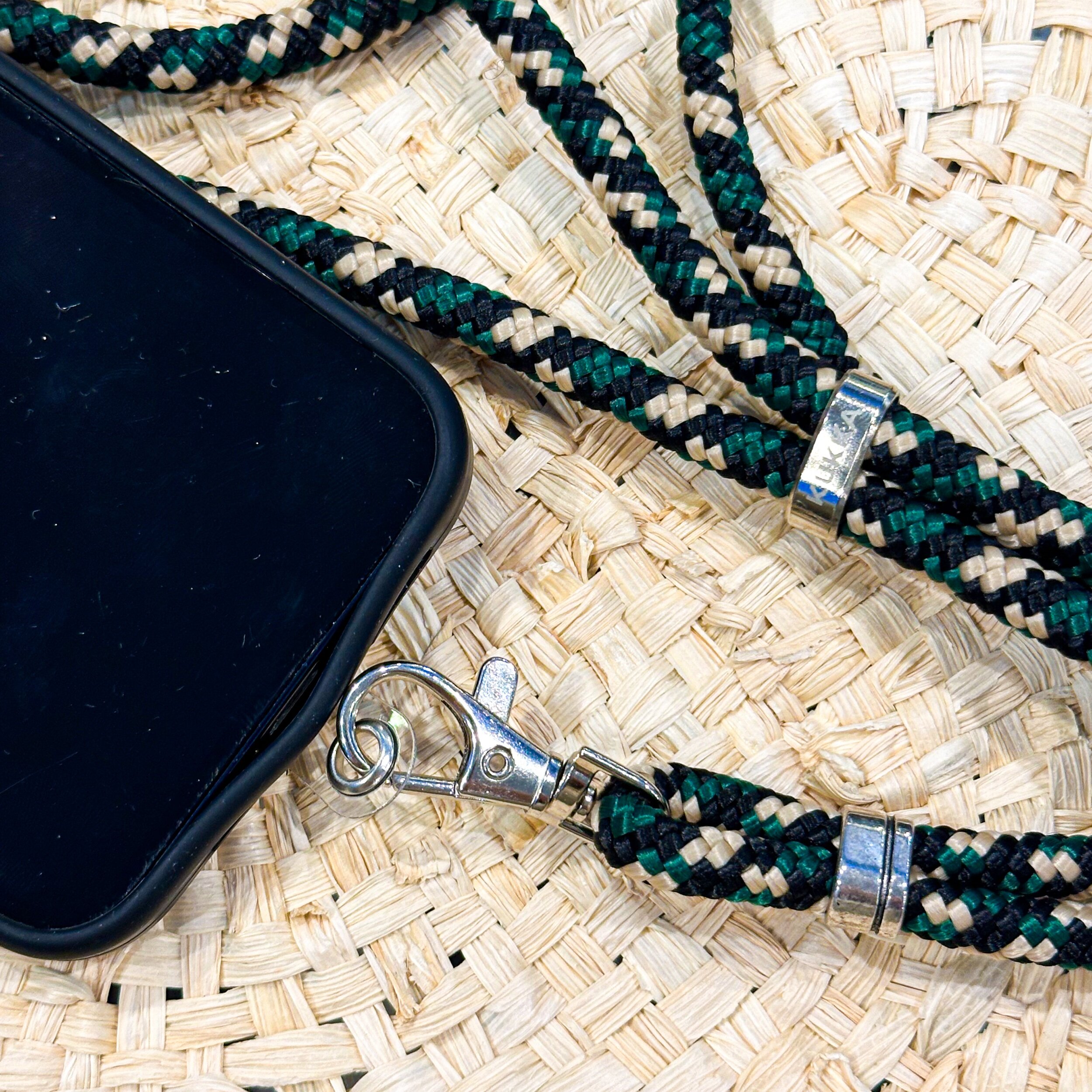 D142968A-9ACD-4833-9616-0AF9897F5566