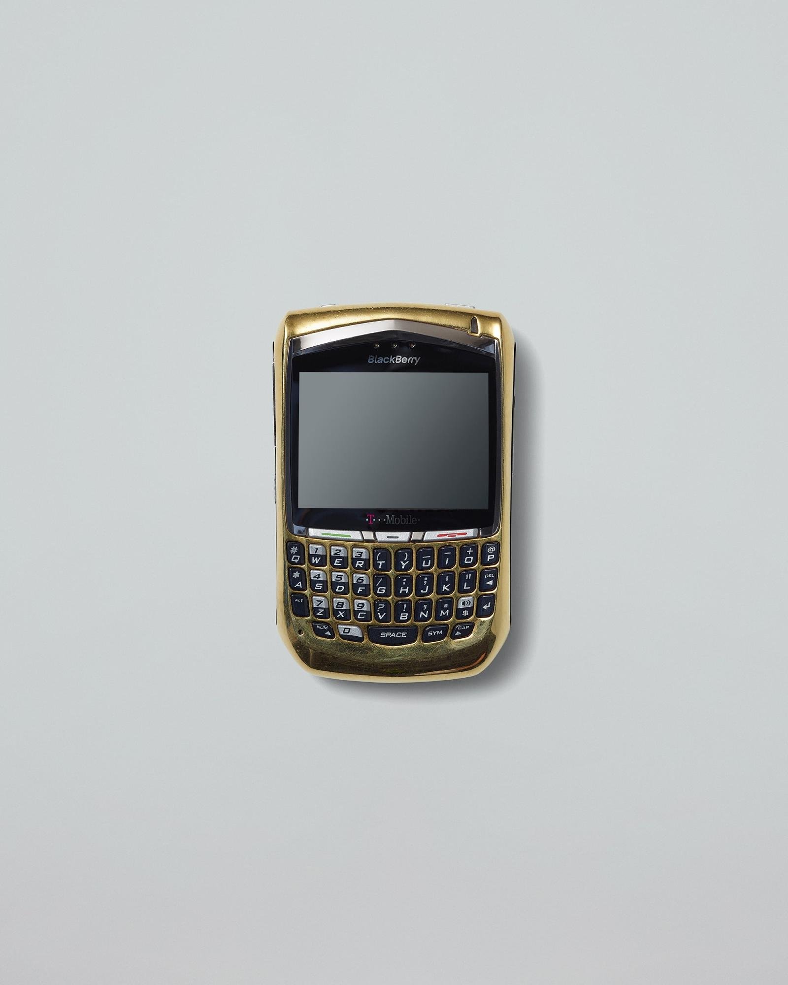 Blackberry-8700-Jacob-Co-Yellow-Gold-Encased-Unauthorized-1.jpg