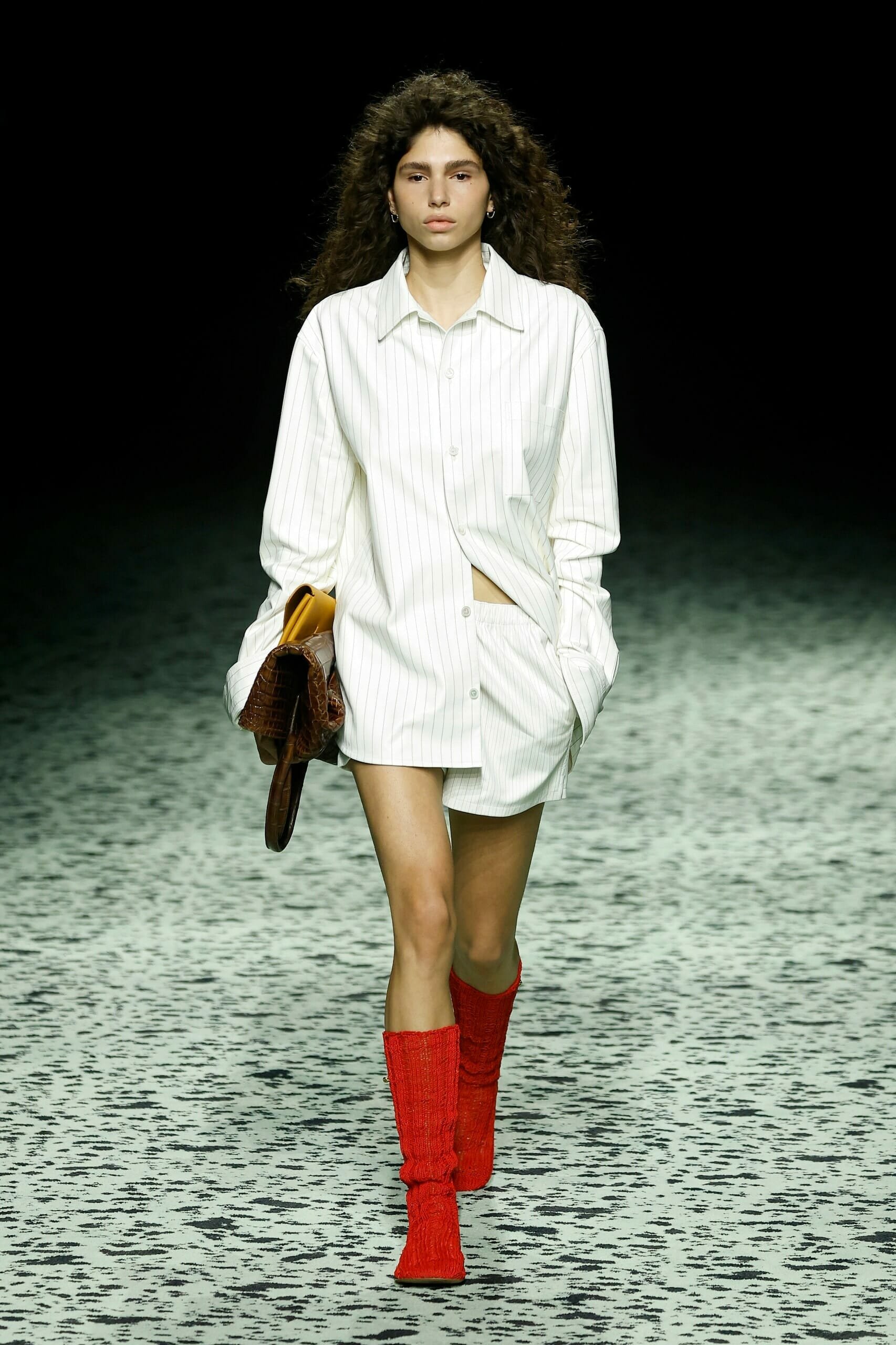 Bottega-Veneta-Ready-To-Wear-Fall-Winter-2023-Milan-Fashion-Week-Runway-003.jpg