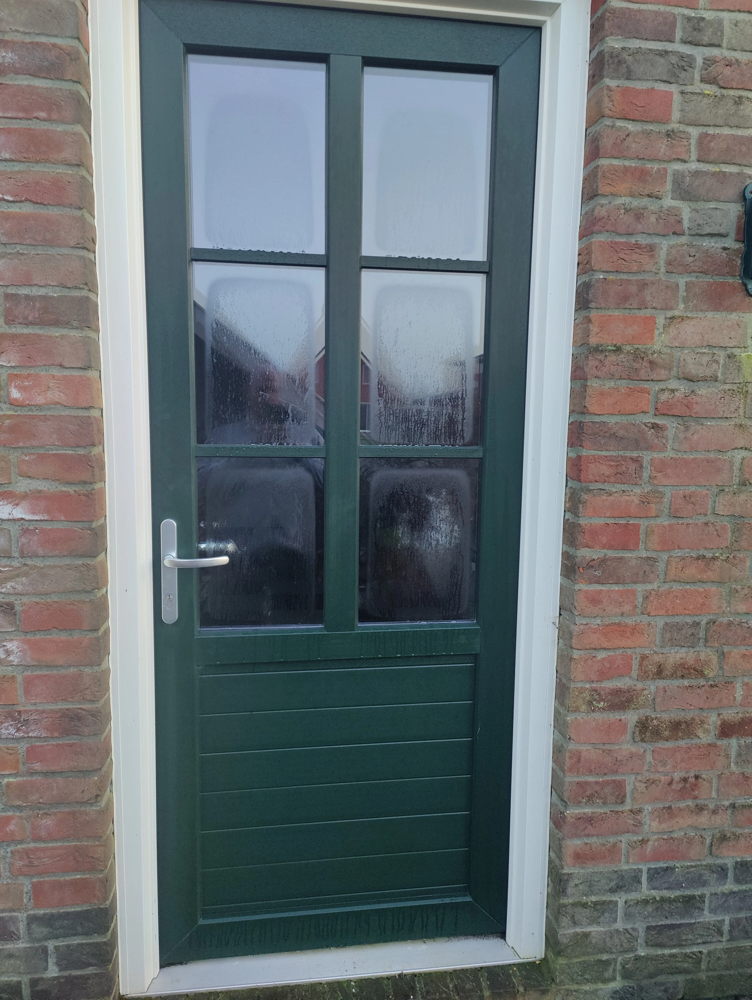 Tuin deur voor.jpg