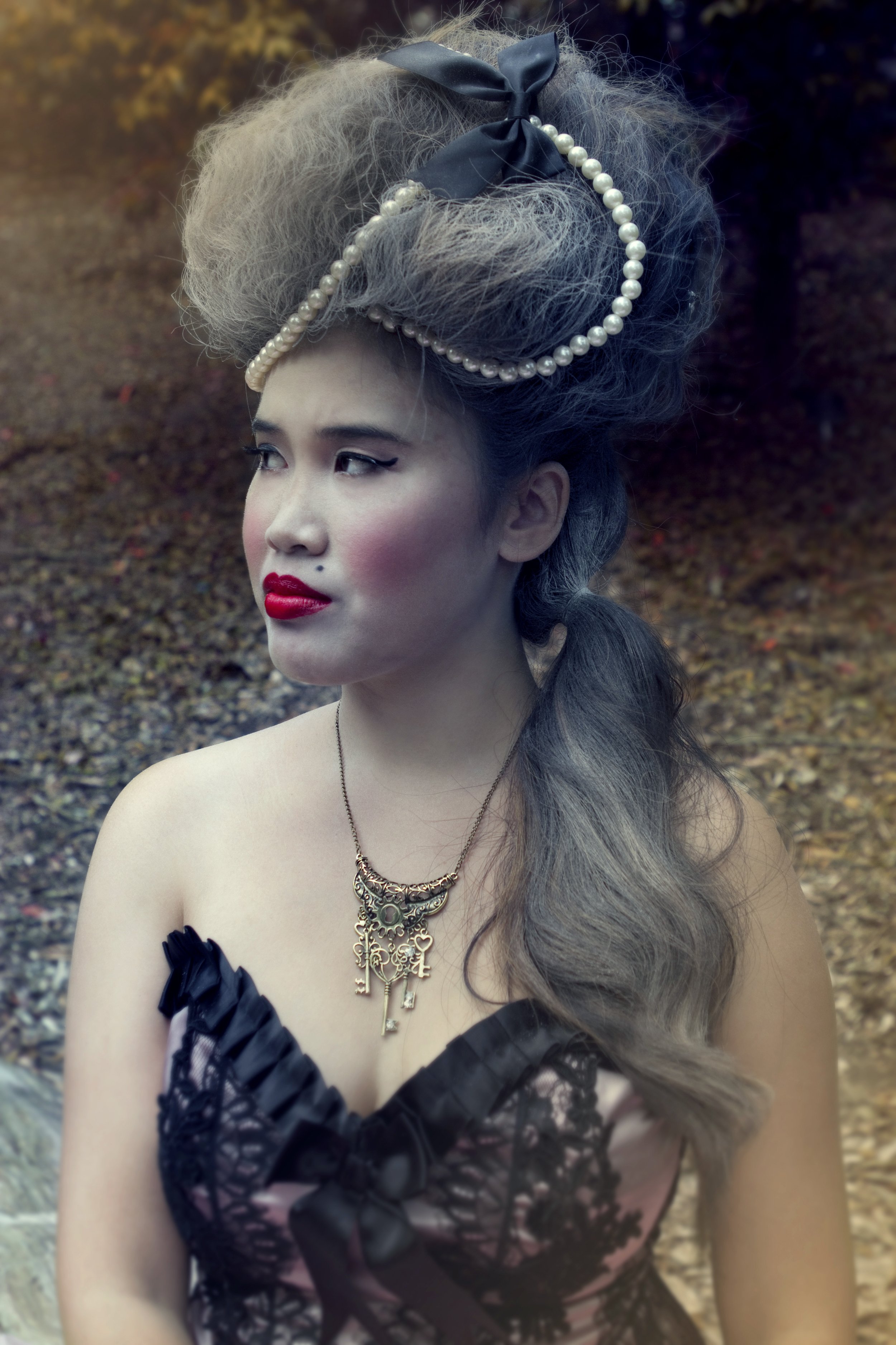 Phoebe Hofsteede Photography || Carly Stone HMU || Valentino Stefan Hair