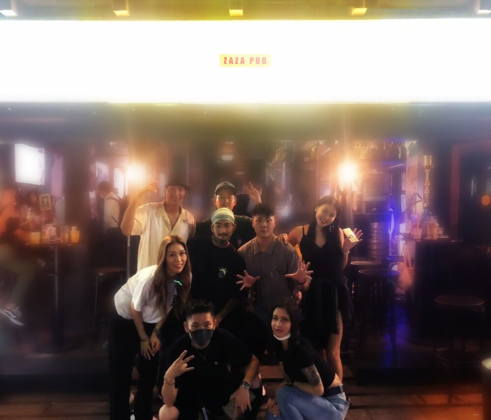 staff+infront+za.jpg