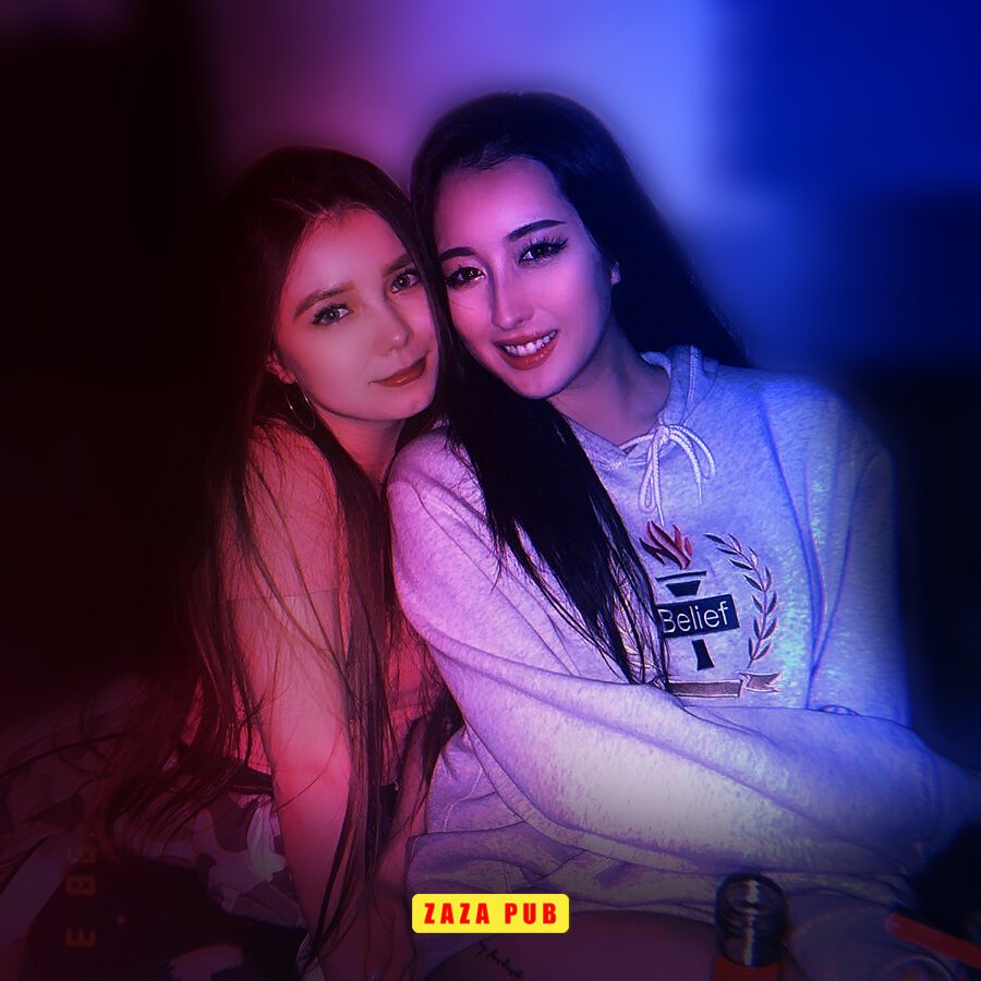 2+girls+hafu.jpg