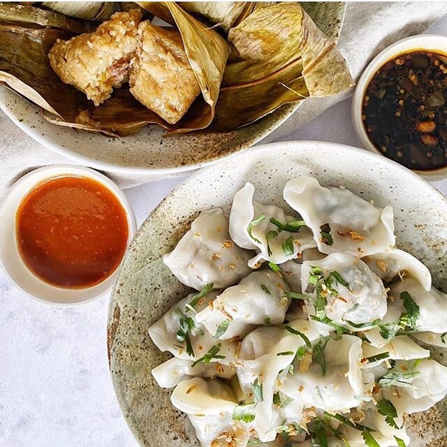 In case you are wondering, our delicious pre-packaged meals are still available along with our frozen dumplings and zongzi. For those of you who are not quite ready to dine-in yet, we&rsquo;ve got you covered 👌🏻 photo: our friend @foodologyca!

New