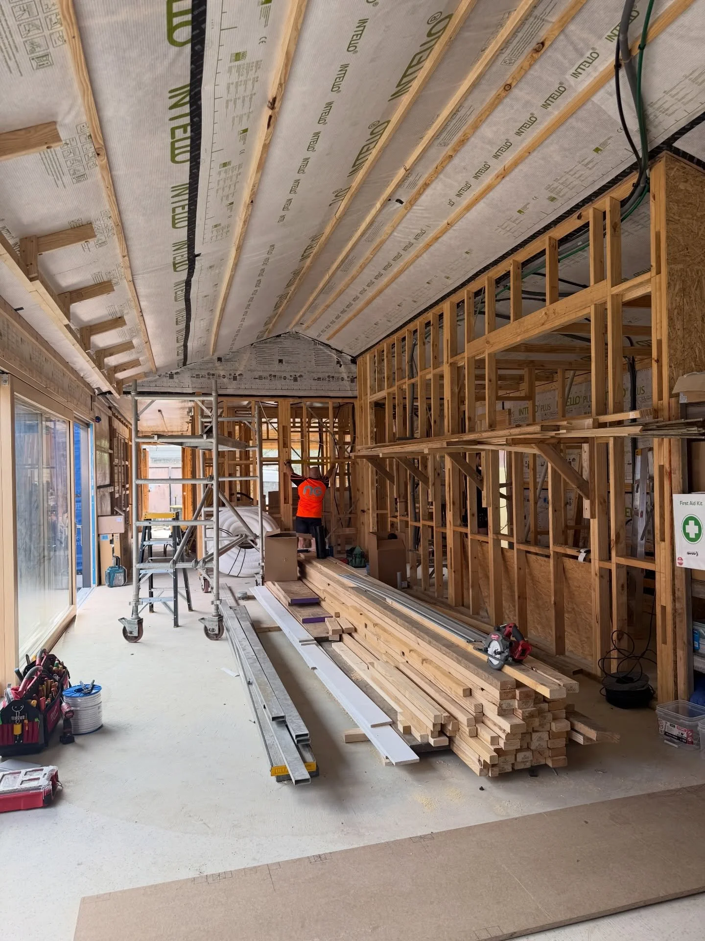 The stuff you want your client seeing!

Huge win for our Flemington Passive House as we are pretty much air tight and working through some final mechanical detailing onsite! Few little quirky corners to get around but we are super pumped to do our fi