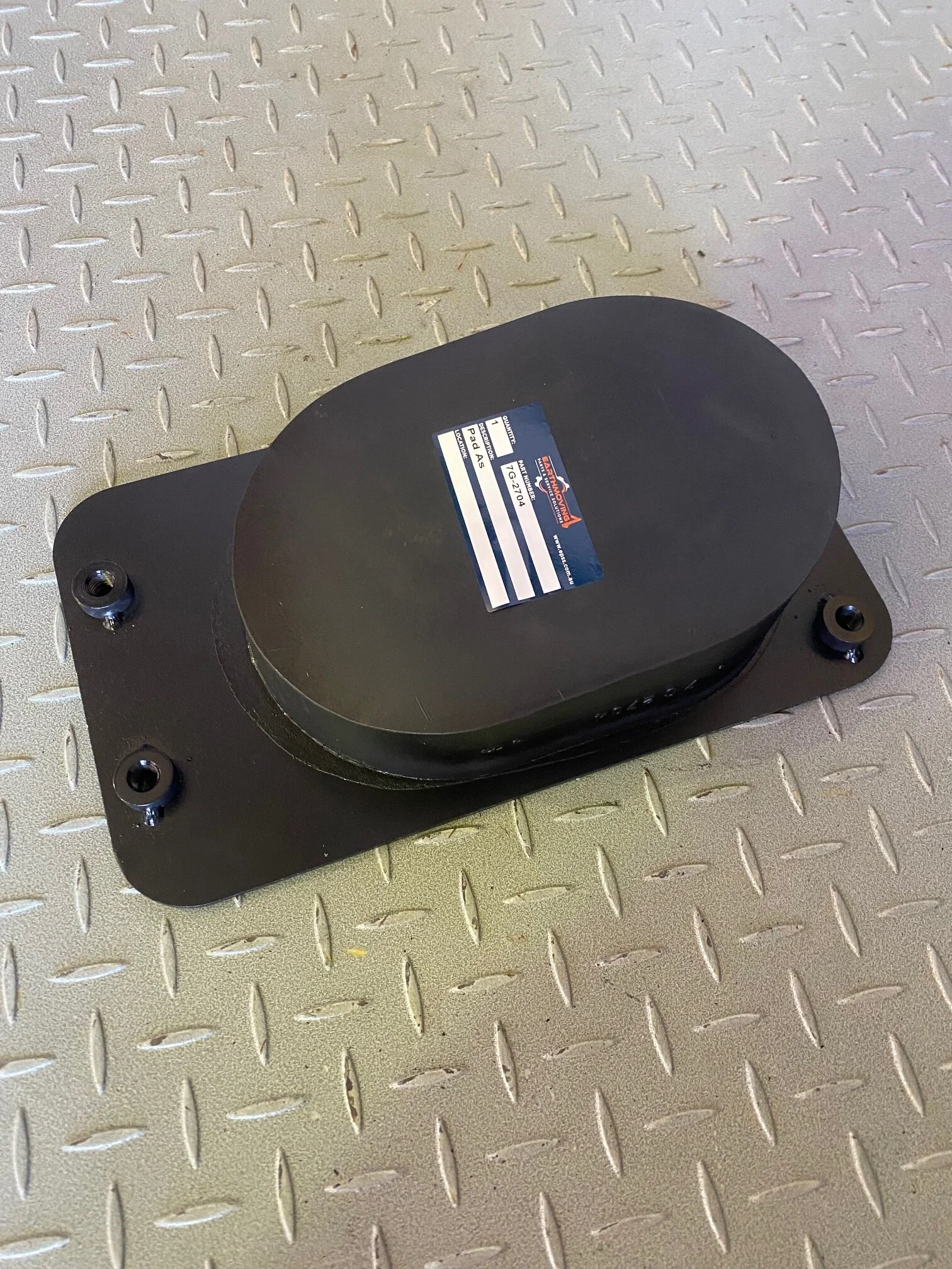 7G2704 - PAD AS, EQUALIZER BAR MOUNT - $295.00+GST EA