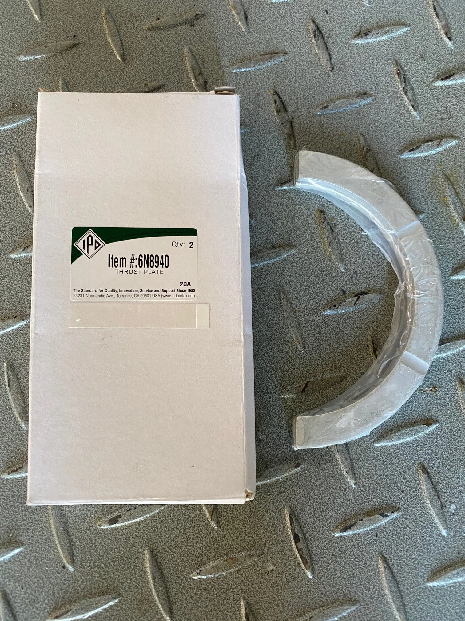 6N8940 - PLATE, THRUST - $24.00+GST EA