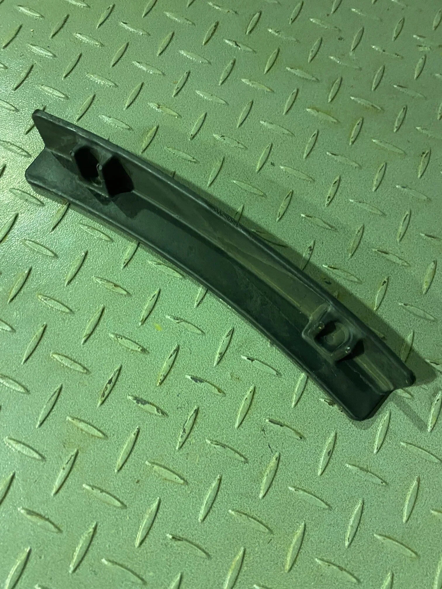 3330960 - STRIP, WEAR (PLASTIC) - $50.00+GST EA