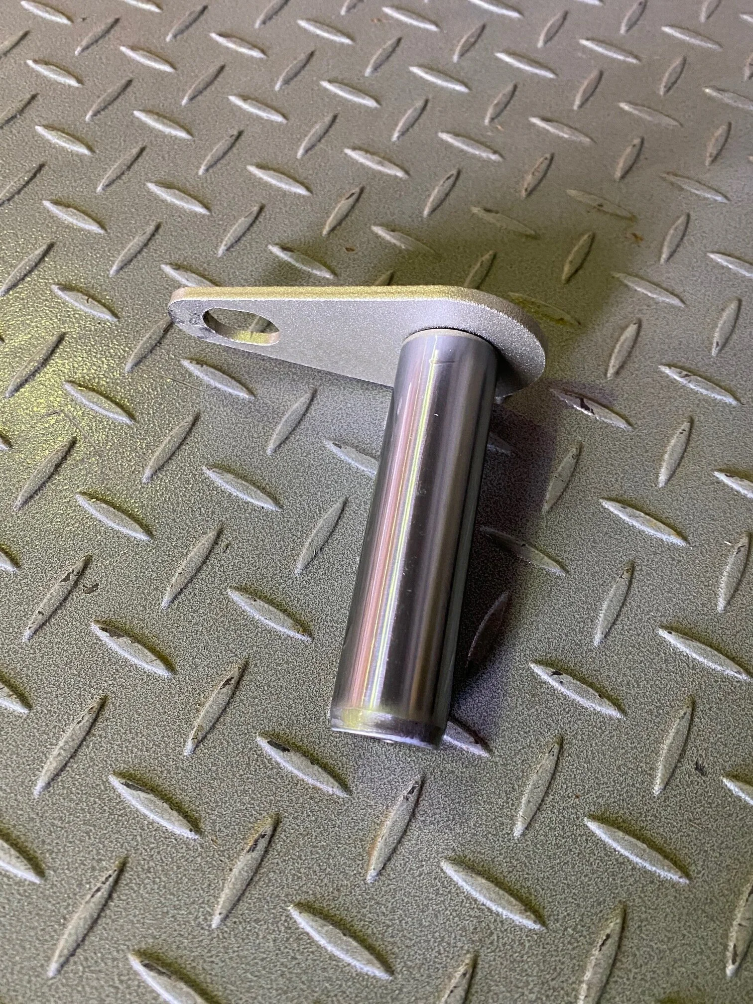 1428791 - PIN, LIFT ARM - $40.00+GST EA