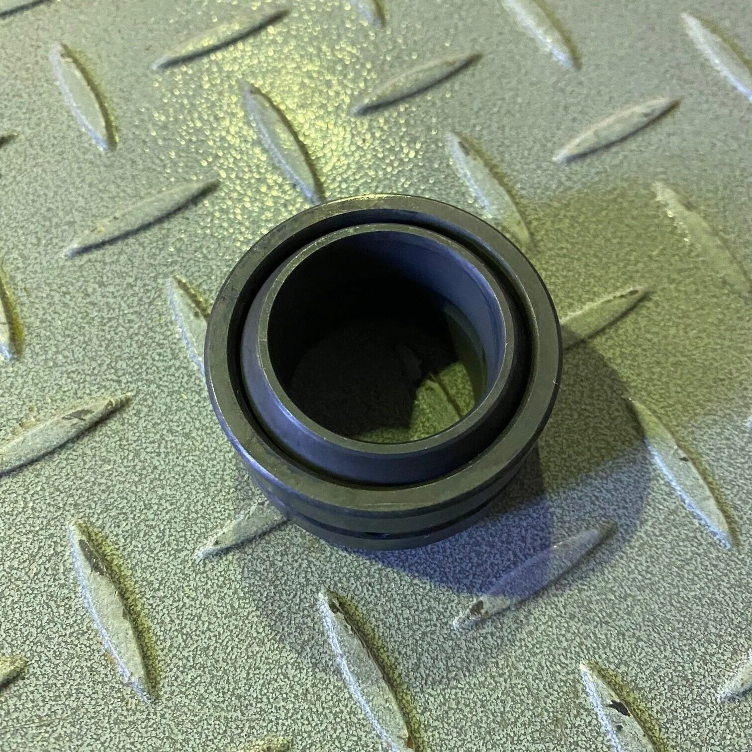 2D8652 - BEARING, SPHERICAL - $25.00+GST EA