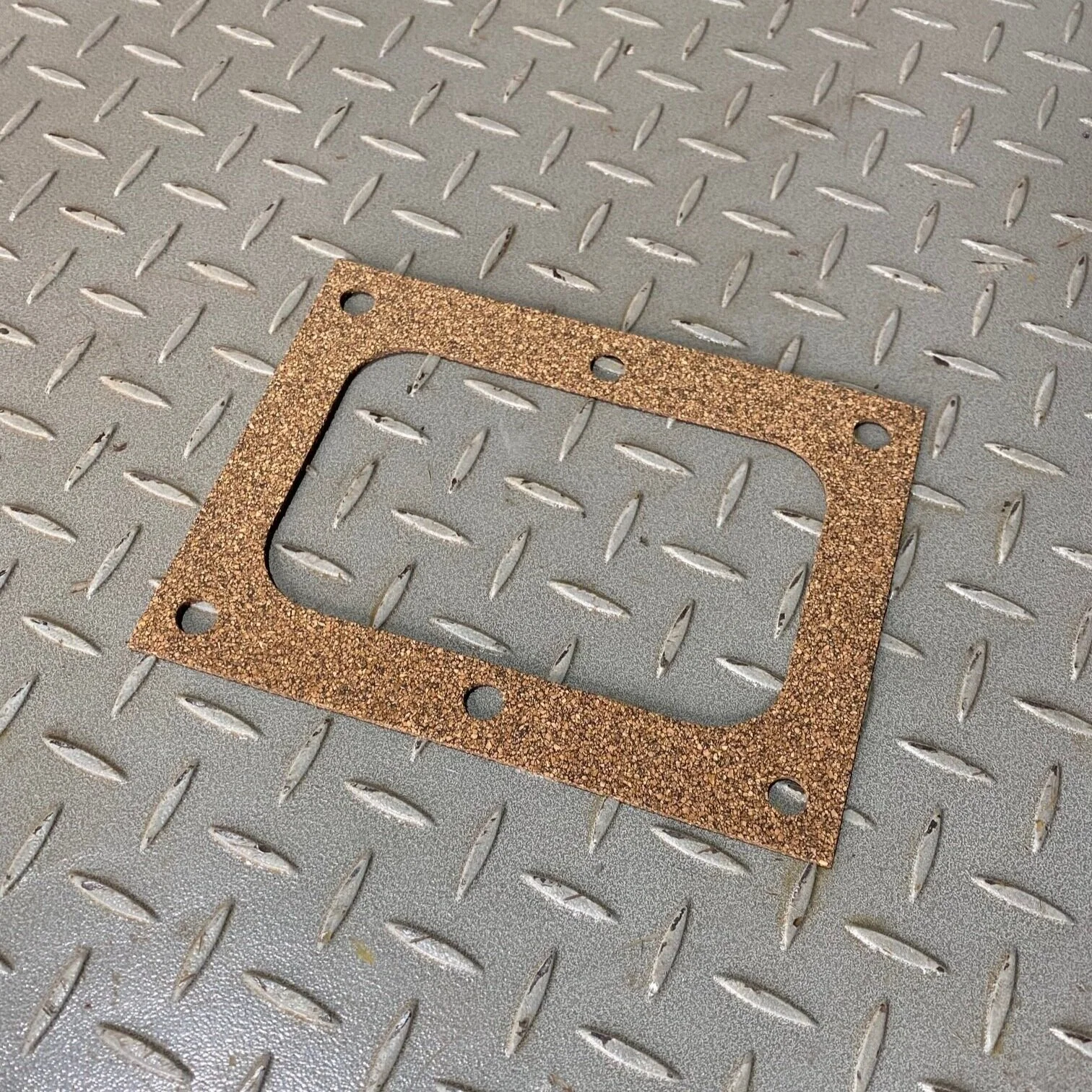 3D2981 - GASKET, TANDEM COVER - $9.00+GST EA