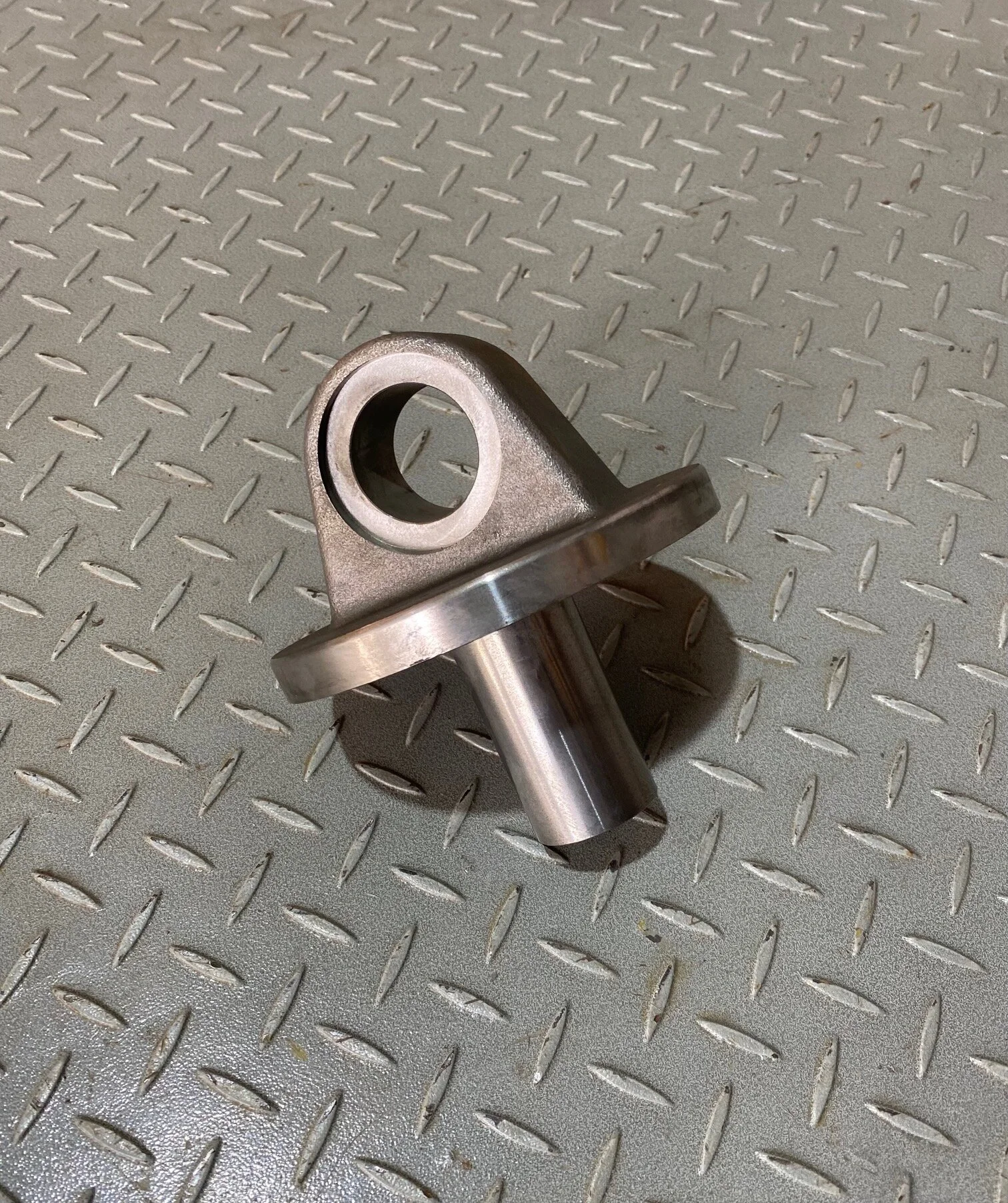 5001300 - MOUNT - $480.00+GST EA