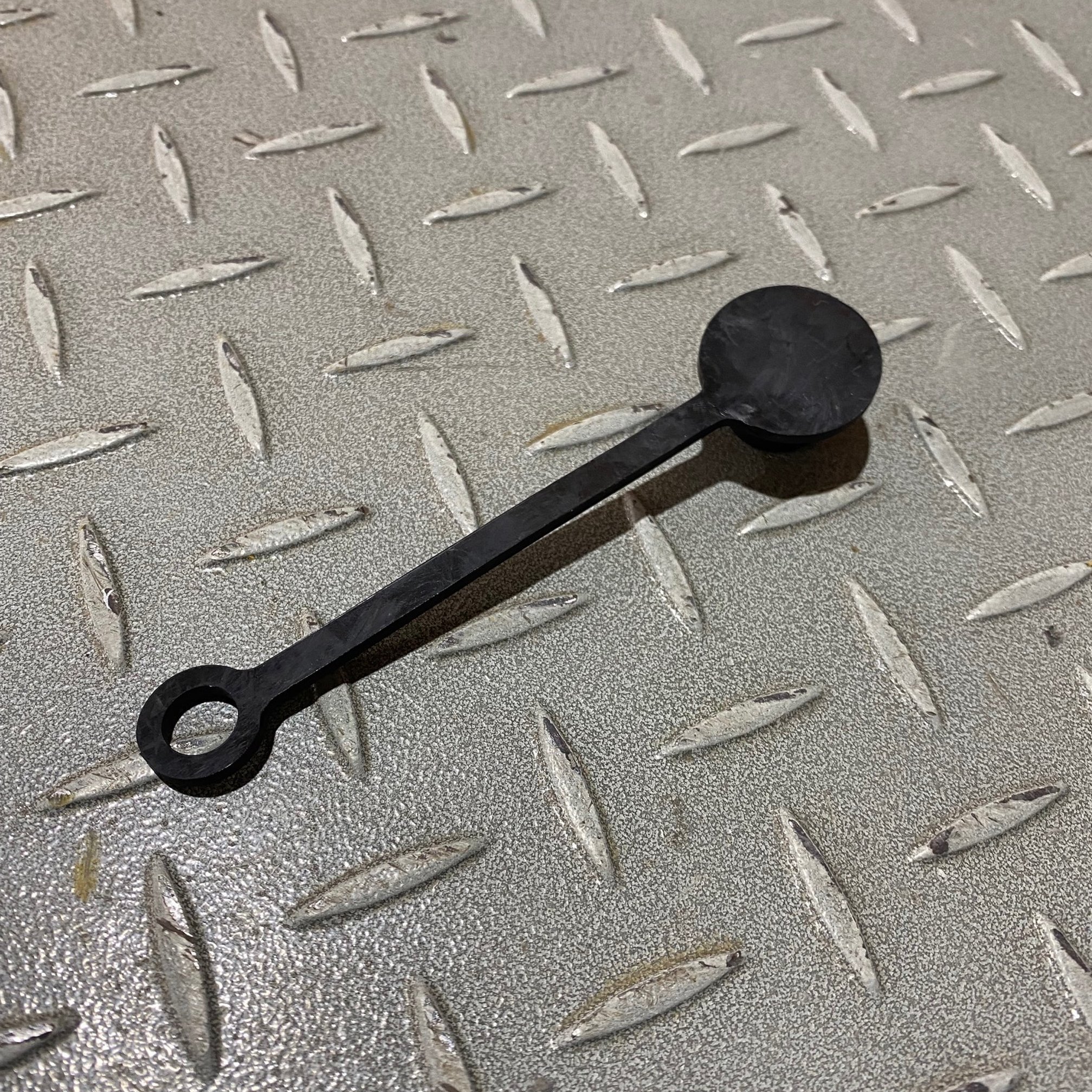 6V0852 - CAP, DUST - $3.50+GST EA