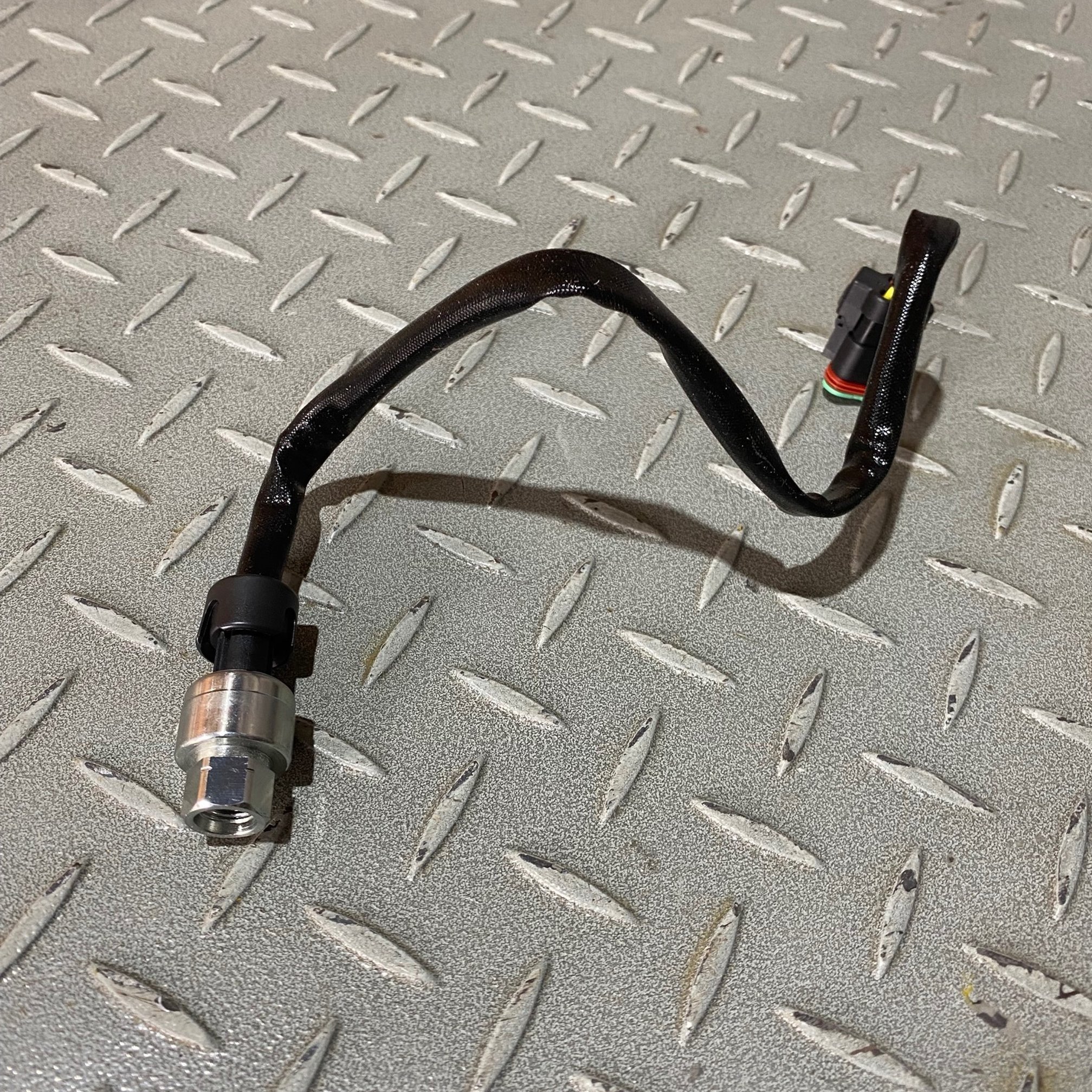1946725 - SENSOR GP, PRESSURE - $175.00+GST EA