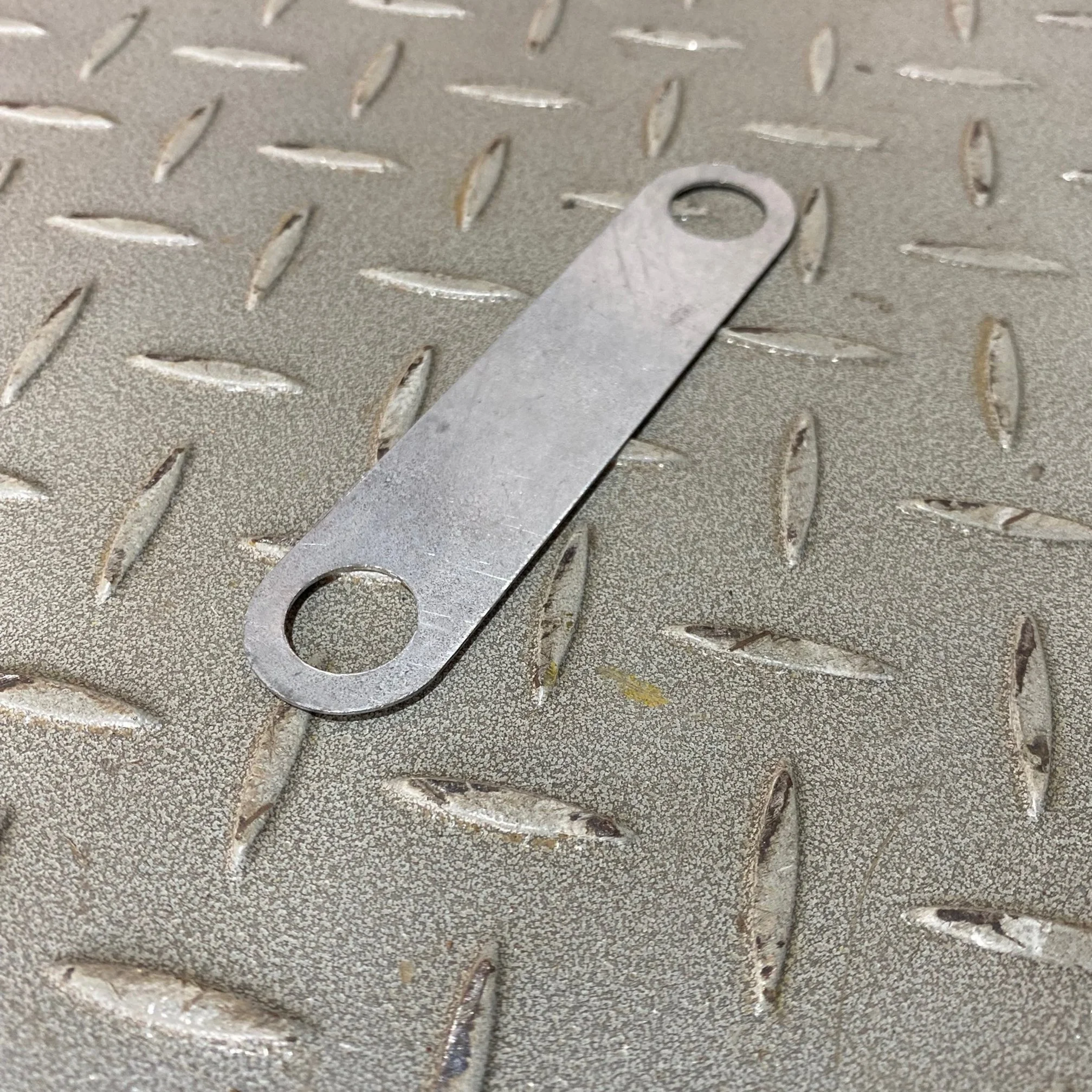 7G1900 - SHIM 0.9MM - $2.50+GST EA