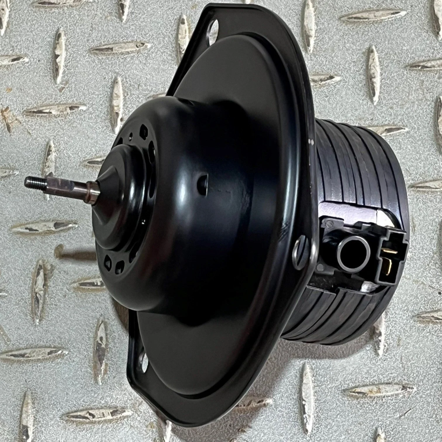 ND292500-0140 - MOTOR AS, BLOWER - $200.00+GST EA