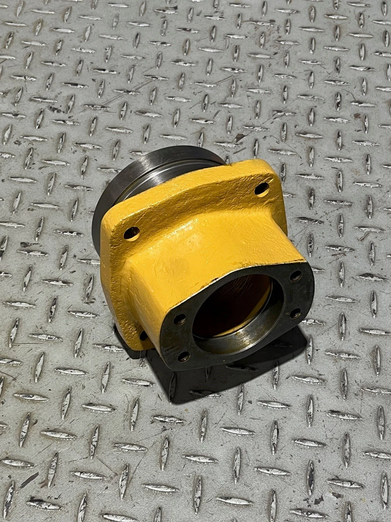 2G6695 - BRACKET, CIRCLE DRIVE - $1650.00+GST EA