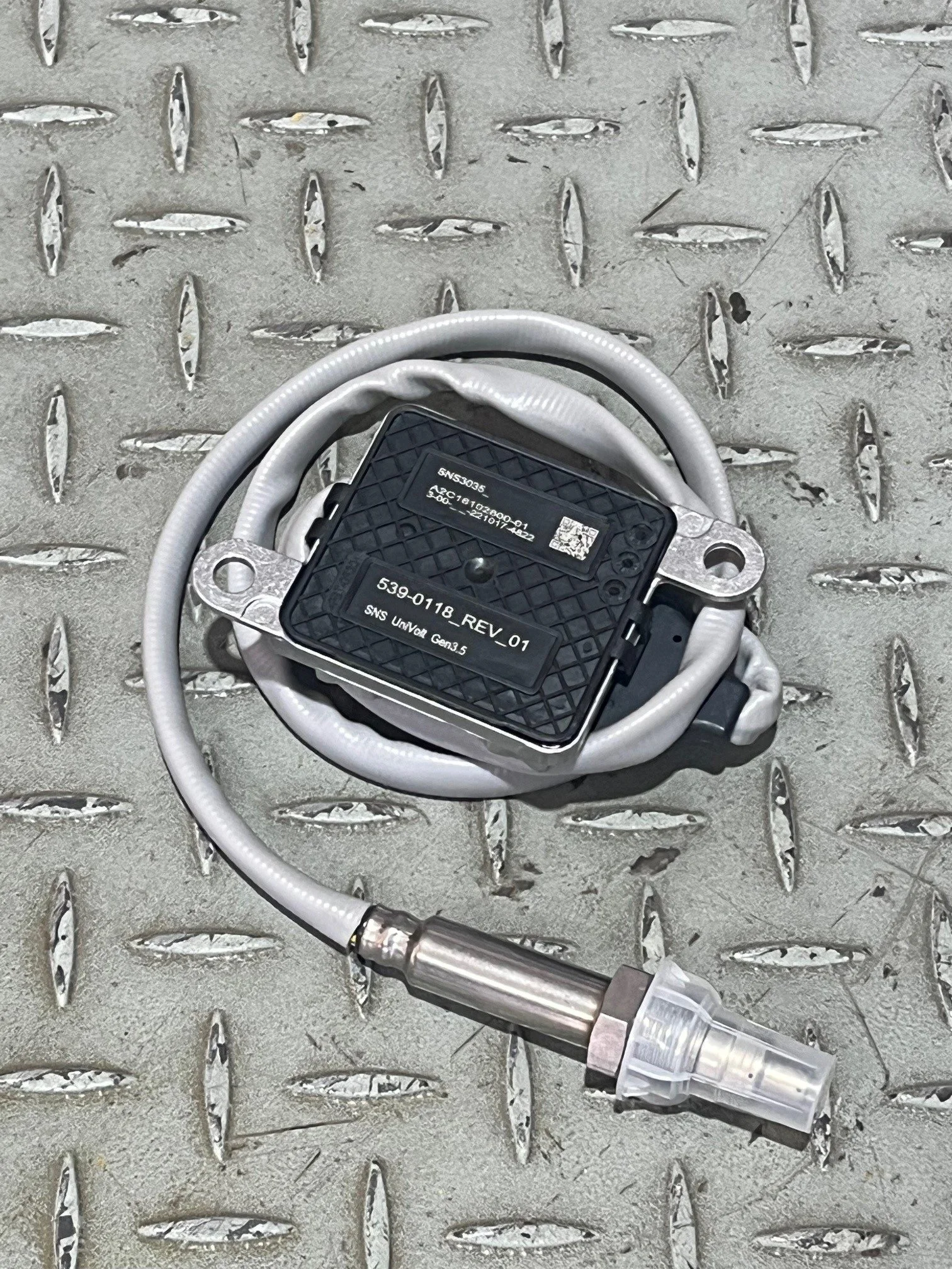 5390118 - SENSOR AS, NOX (EXHAUST PIPE OUTPUT) - $950.00+GST EA