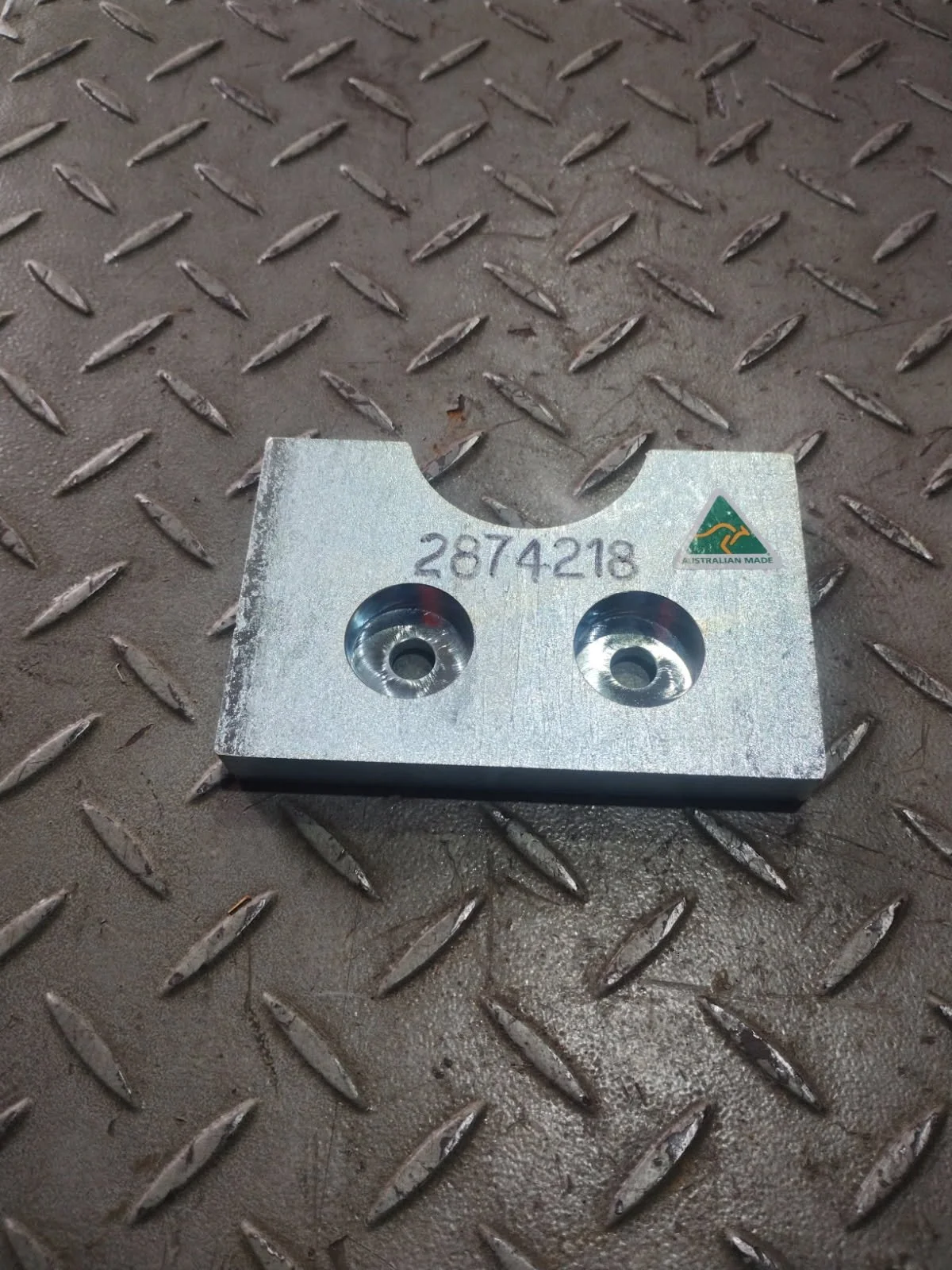 2874218 - PLATE, MOUNTING - $120.00+GST EA 