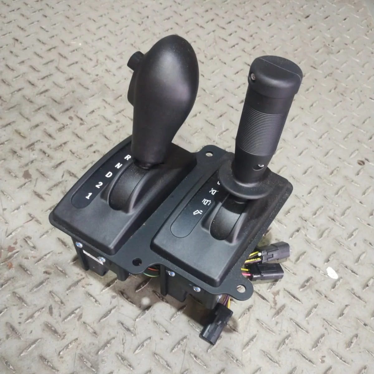 4773858 - CONTROL GP, TRANSMISSION &amp; HOIST - $1500.00+GST EA