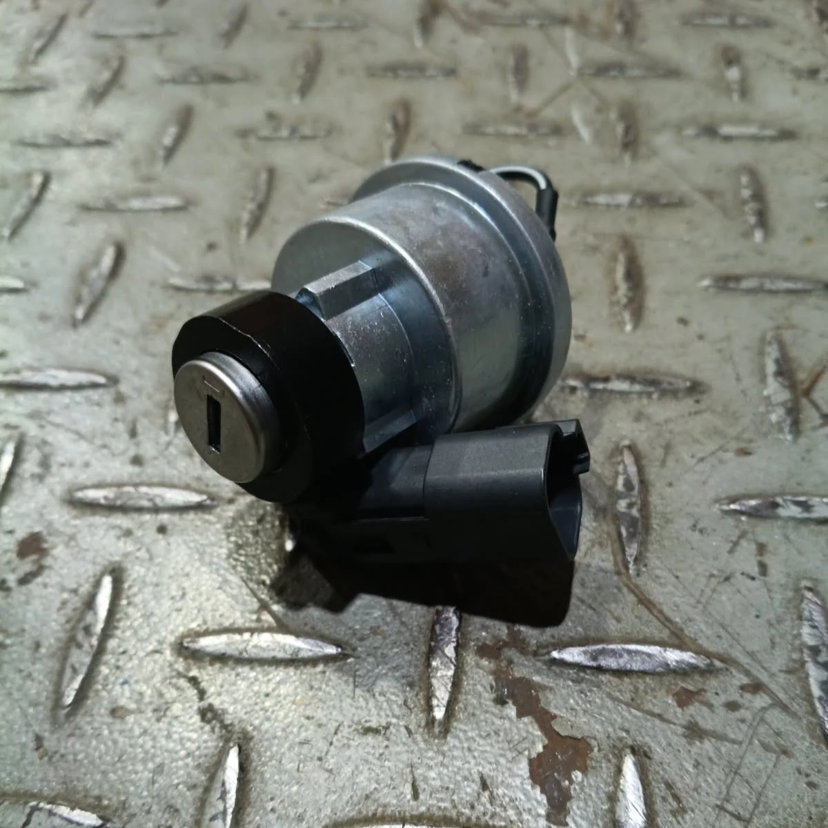 4678535 - SWITCH, KEY START - $120.00+GST EA