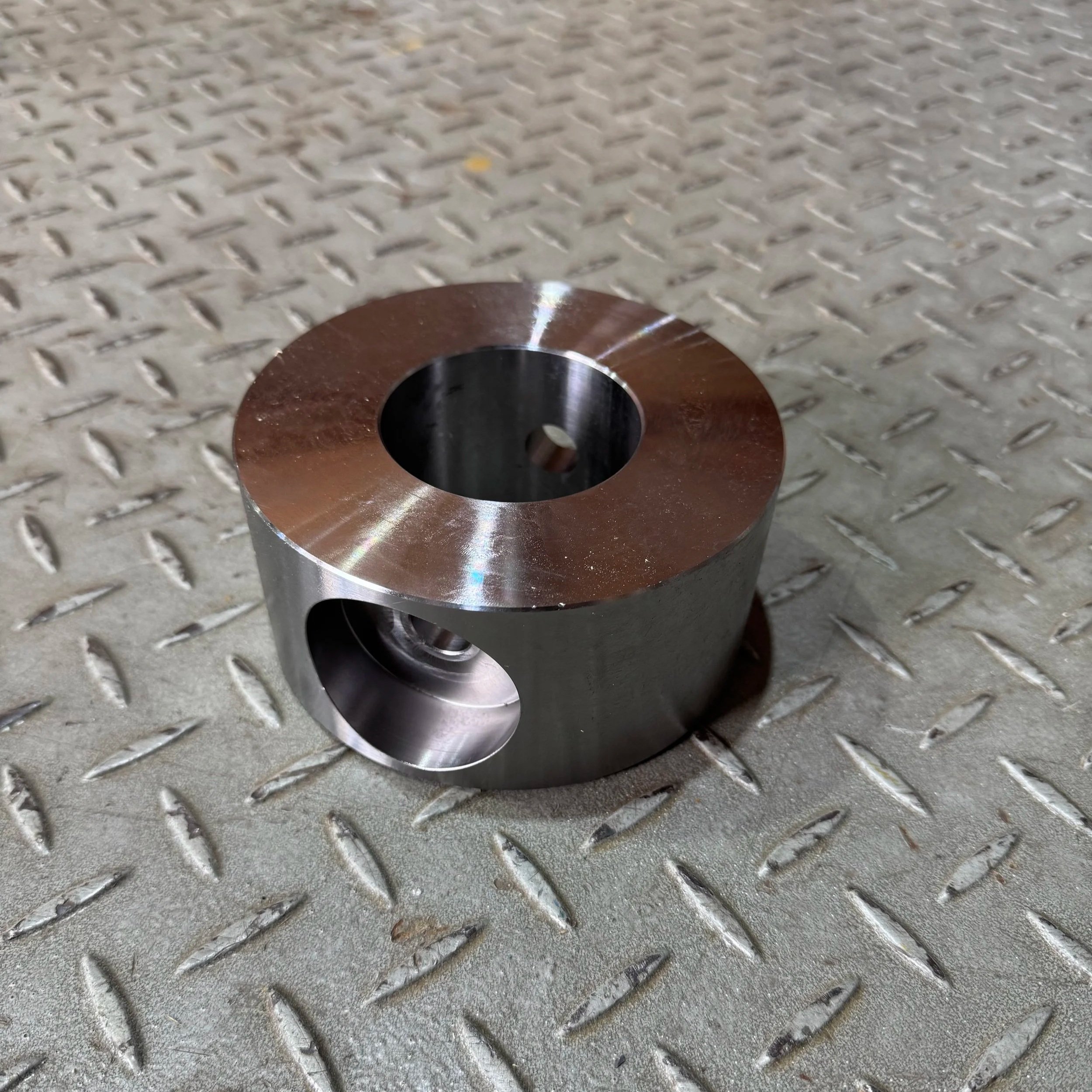 5677553 - COLLAR, BEARING SLEEVE - $285.00+GST EA