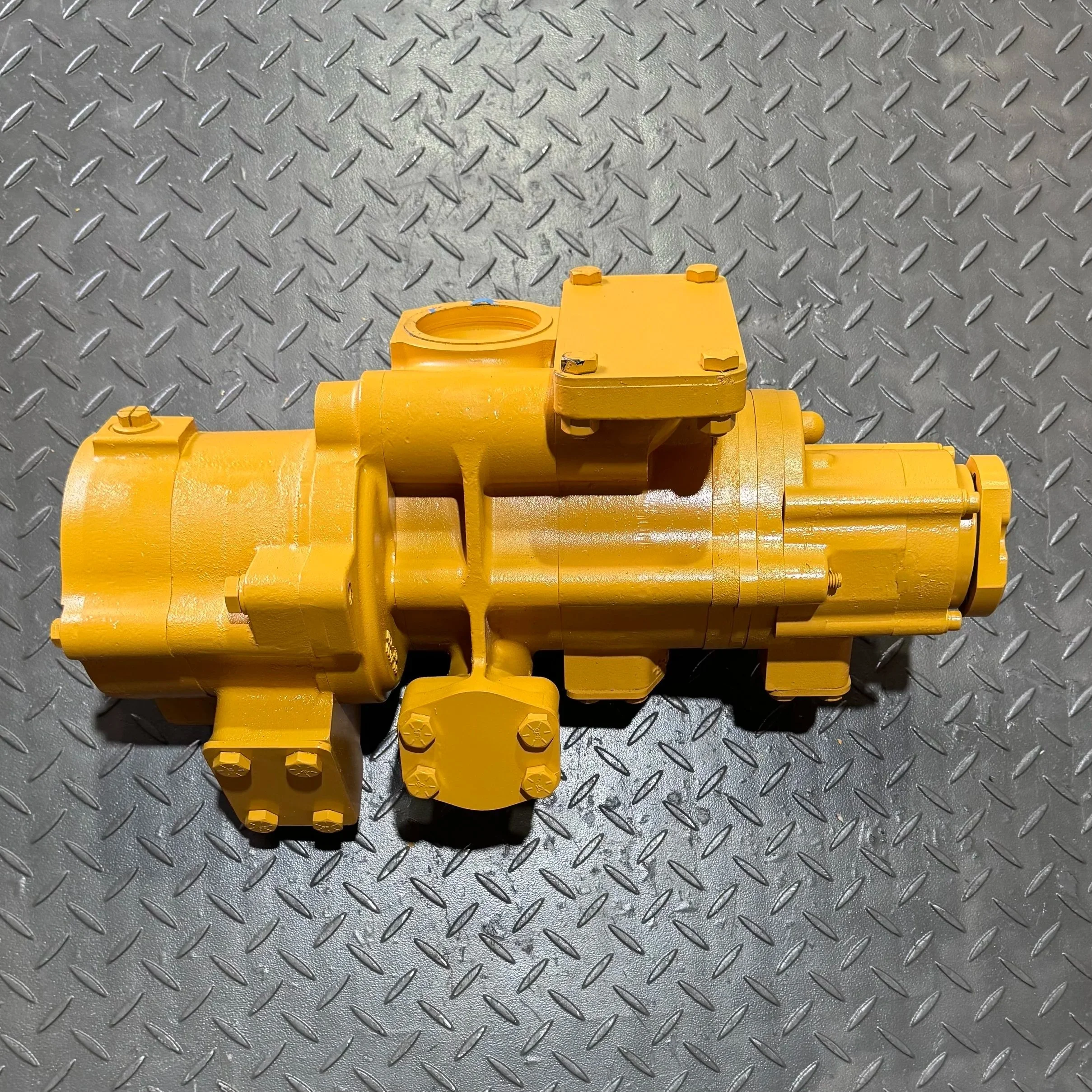 2951072 - PUMP GP, GEAR (TRANSMISSION) - $13,500.00+GST EA