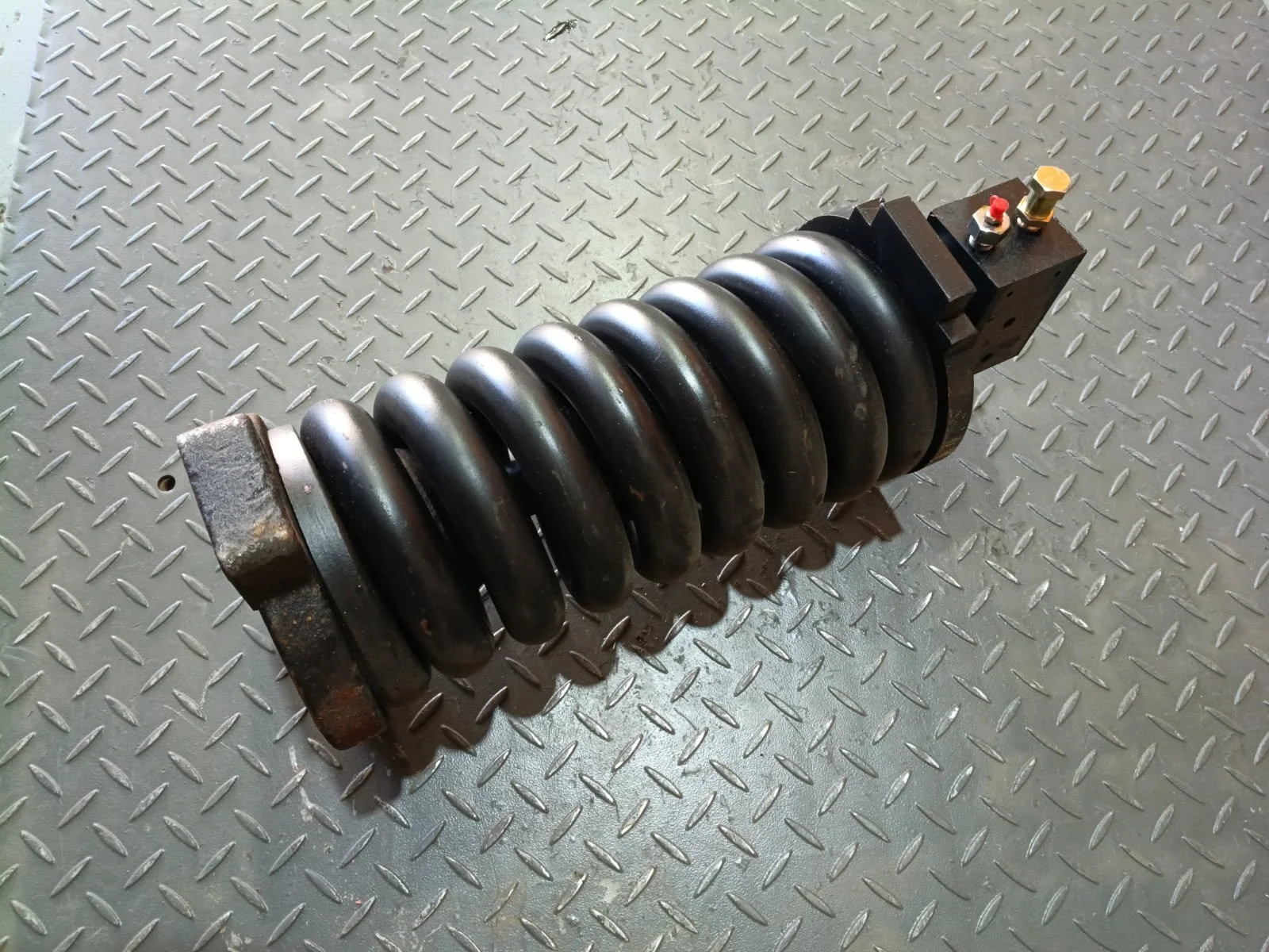 2979142 - TRACK ADJUSTER &amp; RECOIL GP - $2750.00+GST EA