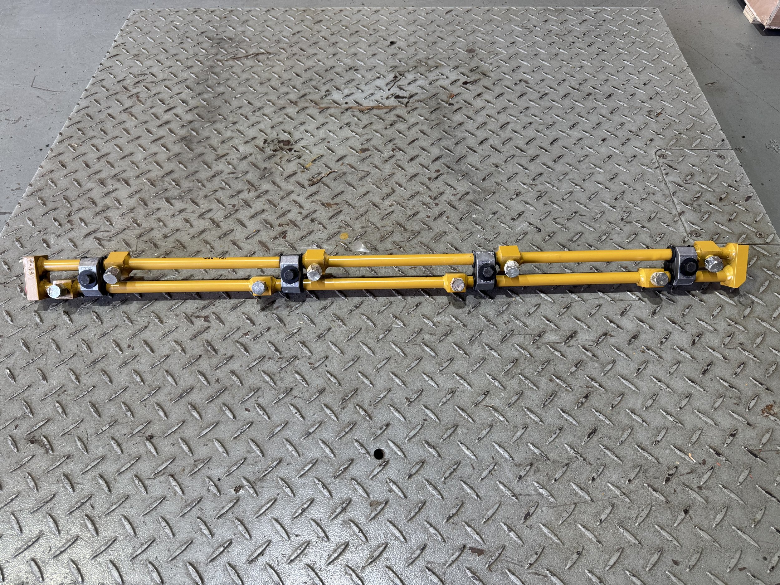 1569751 - MANIFOLD GP, FUEL - $600.00+GST EA