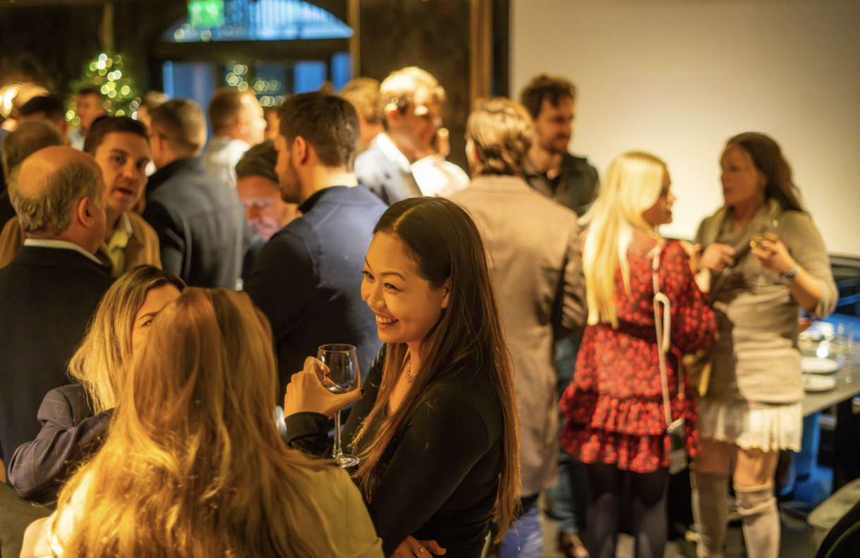 Geneva AYU Members’ Drinks with Artion Galleries