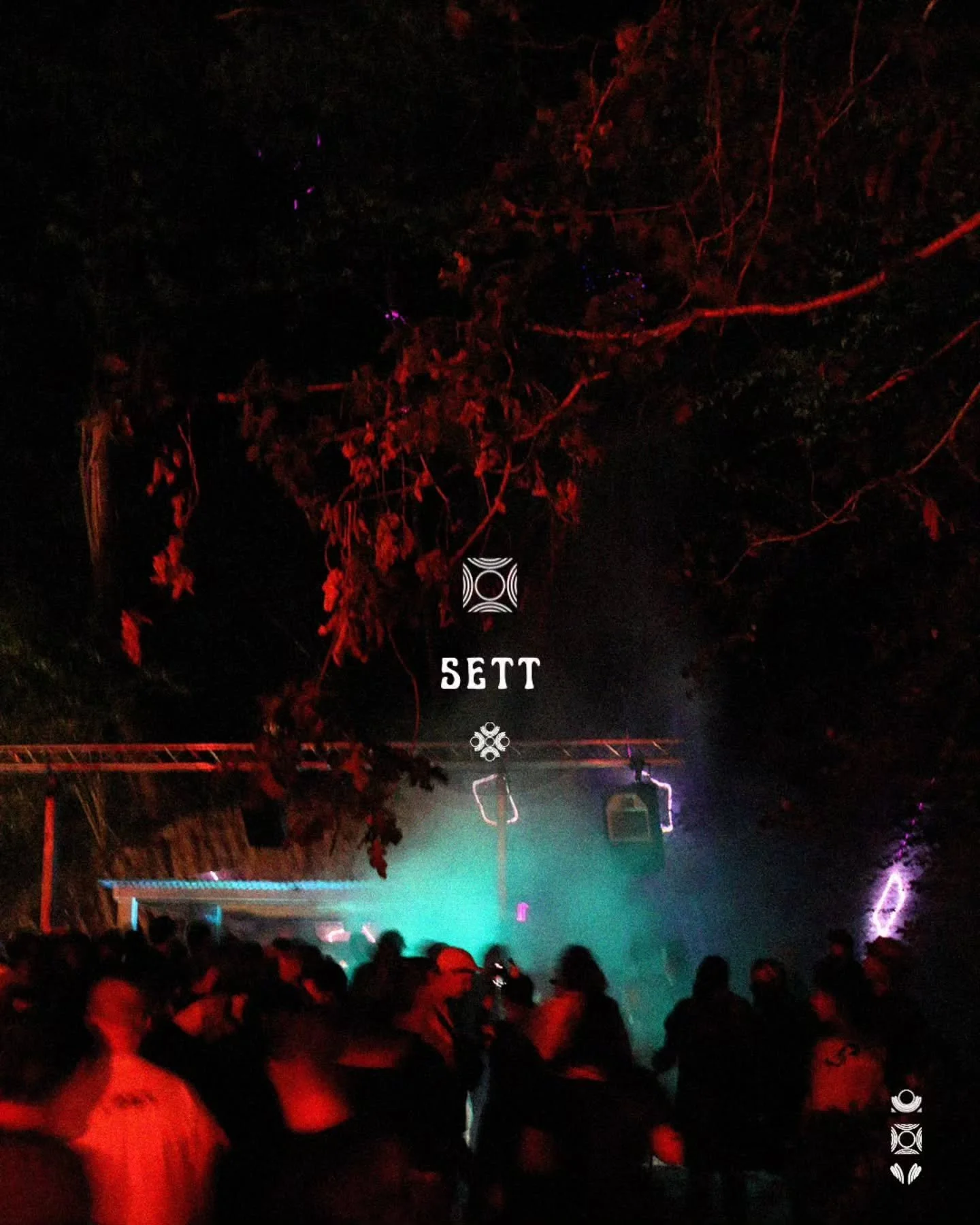 Our second stage spotlight is &lsquo;Sett&rsquo;. 

Sett is an intimate 150 capacity stage situated in a natural clearing in the middle of the woods.

Located at the top of the site it features a finely tuned Funktion One sound system from @marksaudi