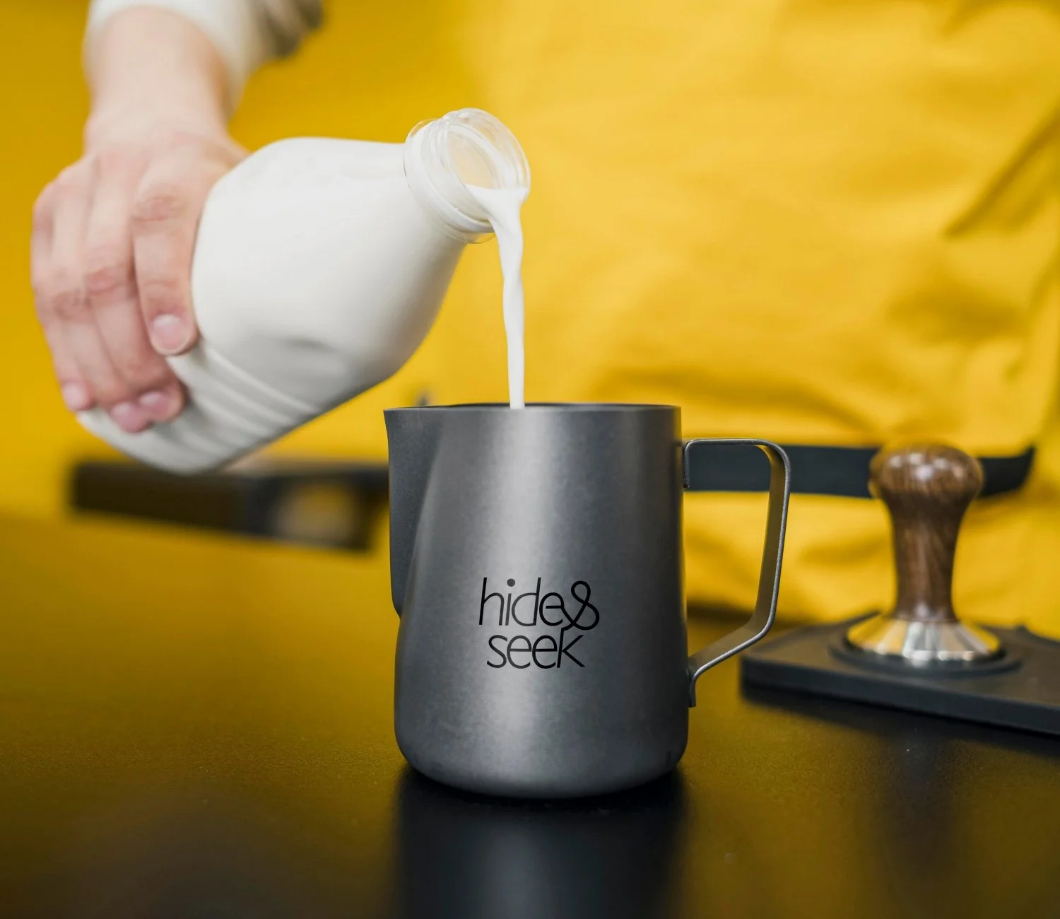 small_005_HIDE and SEEK_coffee and other5.jpg