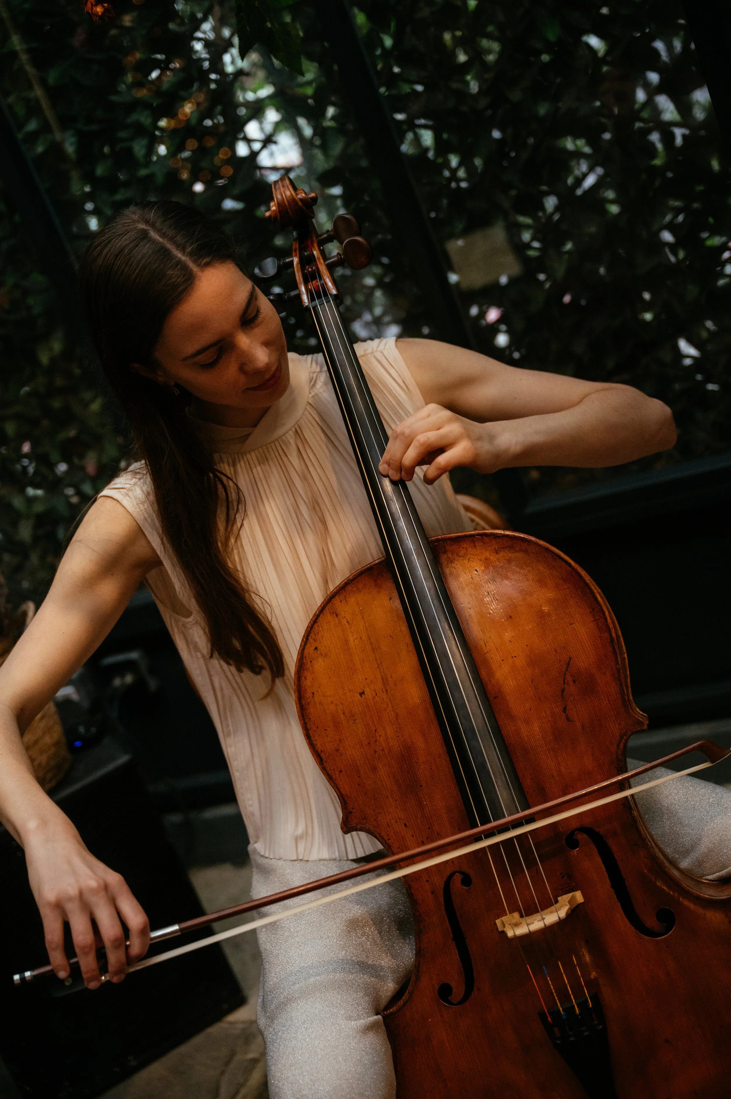 Old Marylebone Town Hall / Landmark Hotel and The Green Houses - Wedding Photography in London by Lauren Braithwaite