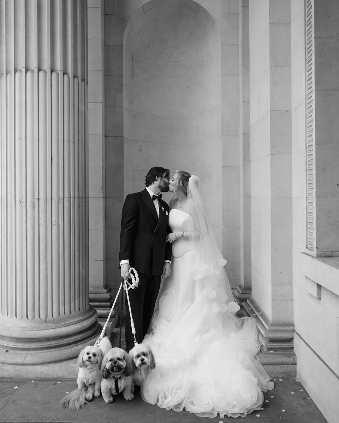 Kate + Aidan.. I wanna be the very best, like no one ever was. 

Venues: @the_landmark_london / Old Marylebone Town Hall / @thegreenhouses_ 
Dress: @millanova / @timelesselegancebridal 
Shoes &amp; Bag: @jimmychoo 
Content creator: @bridediariesuk 
M