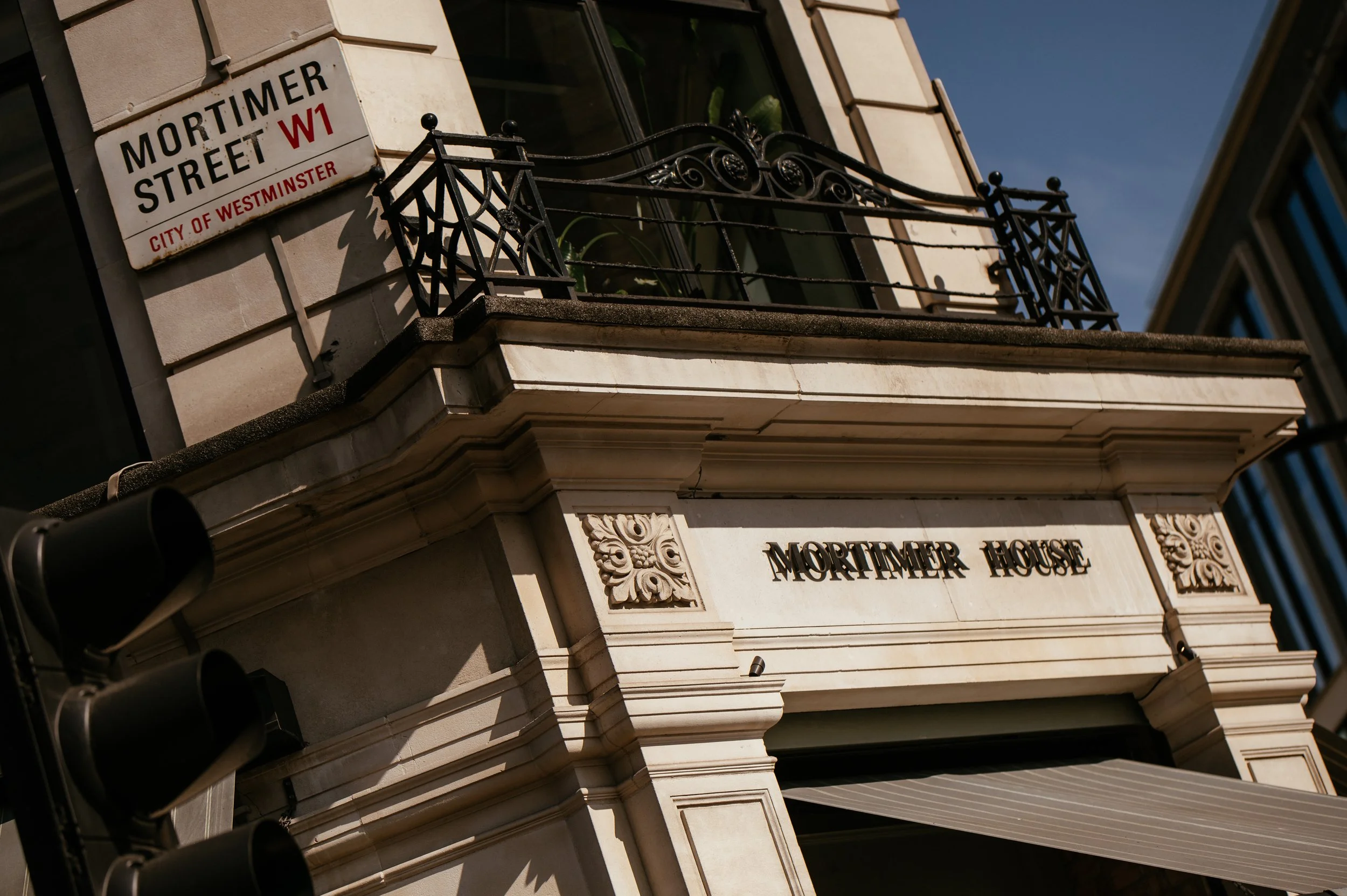 Fitzrovia Chapel Wedding / Lauren Braithwaite